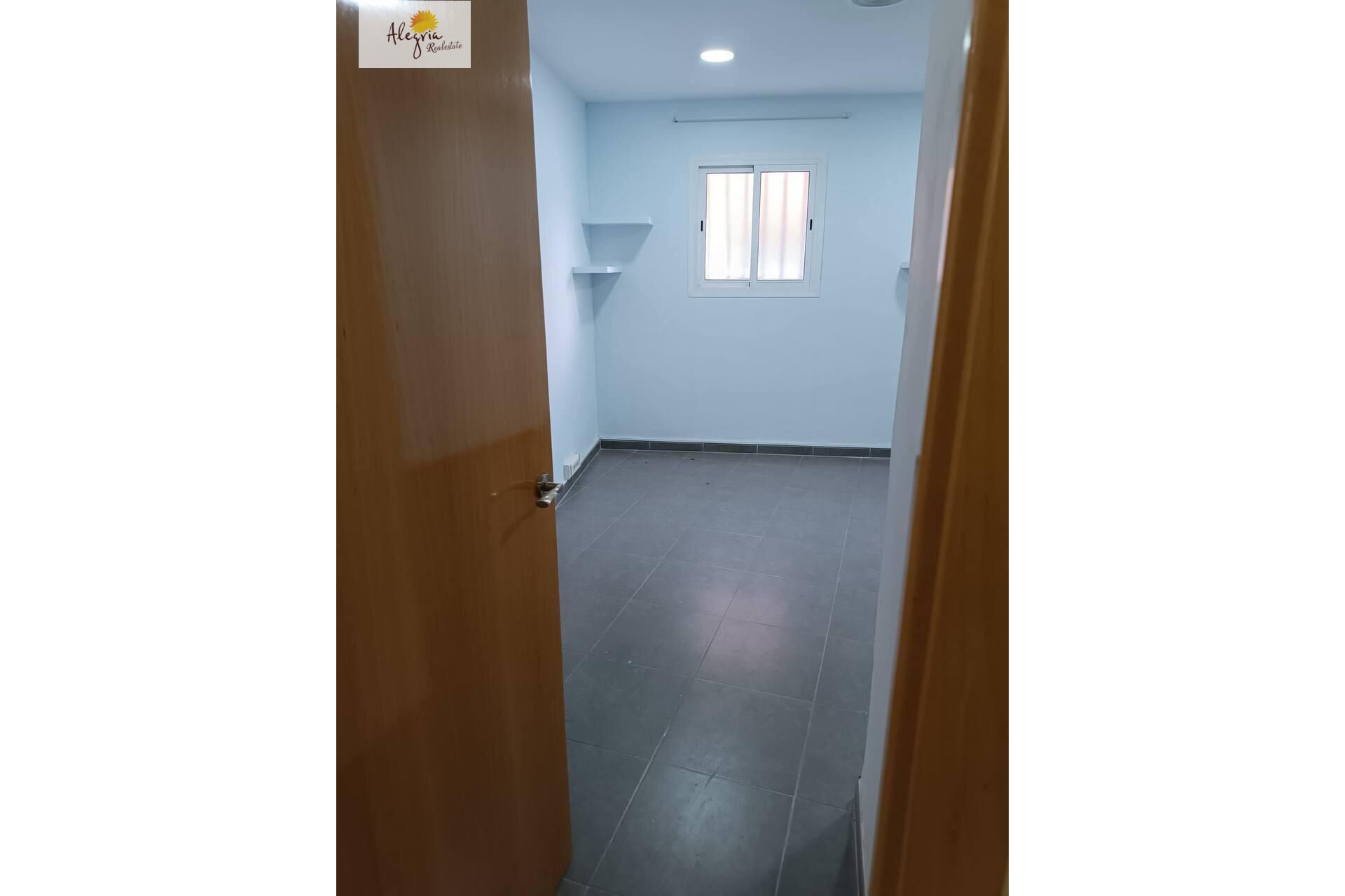 Resale - Commercial Unit - Burjassot - UNIVERSIDADES