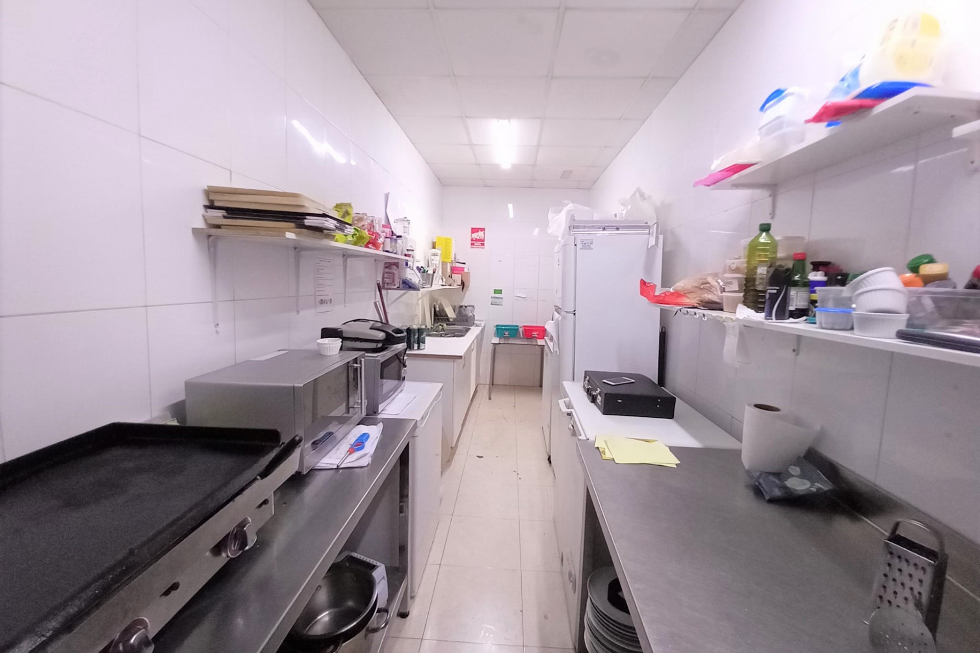 Resale - Commercial Unit - Guardamar del Segura