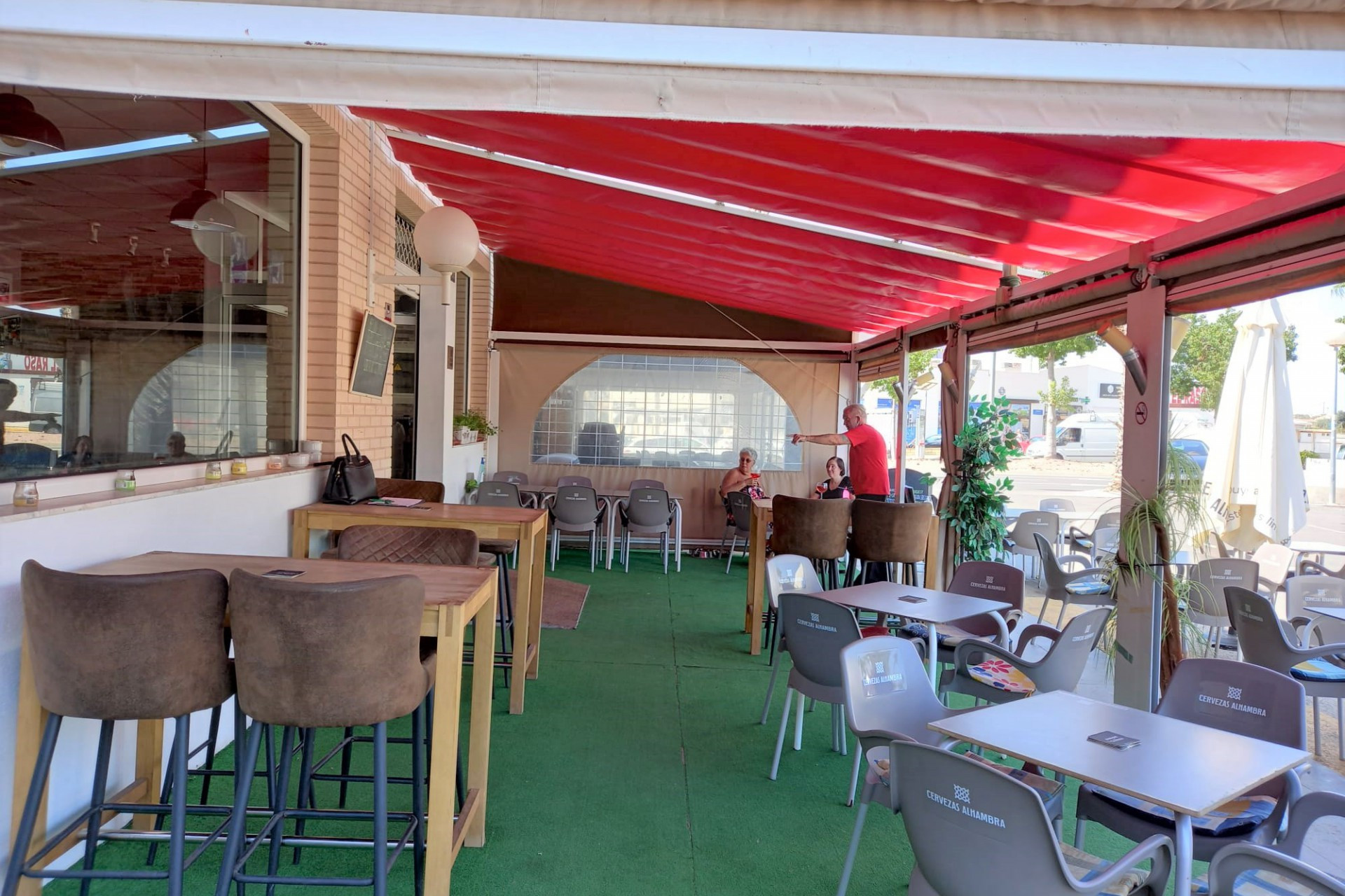 Resale - Commercial Unit - Guardamar del Segura