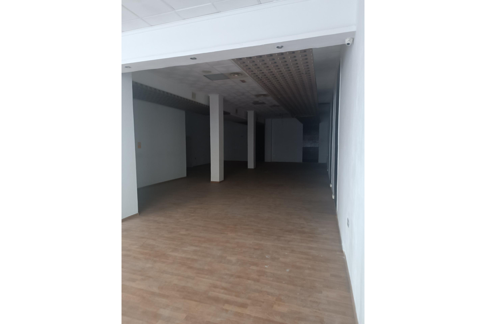 Resale - Commercial Unit - Madrid - Los Rosales