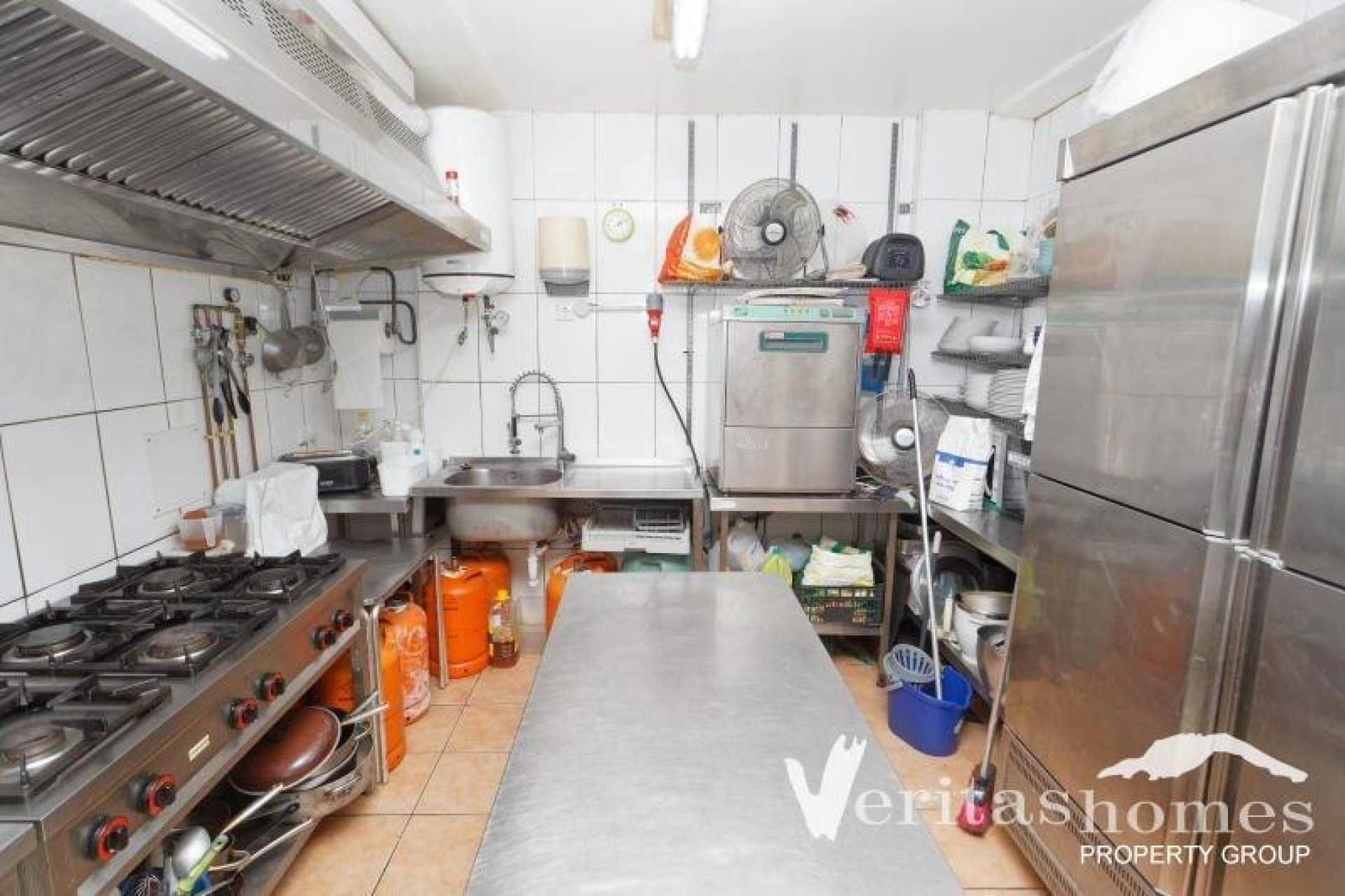 Resale - Commercial Unit - Mojacar Playa