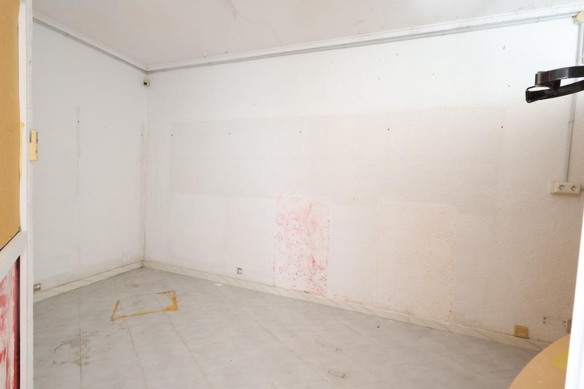 Resale - Commercial Unit - Orihuela Costa - La Zenia