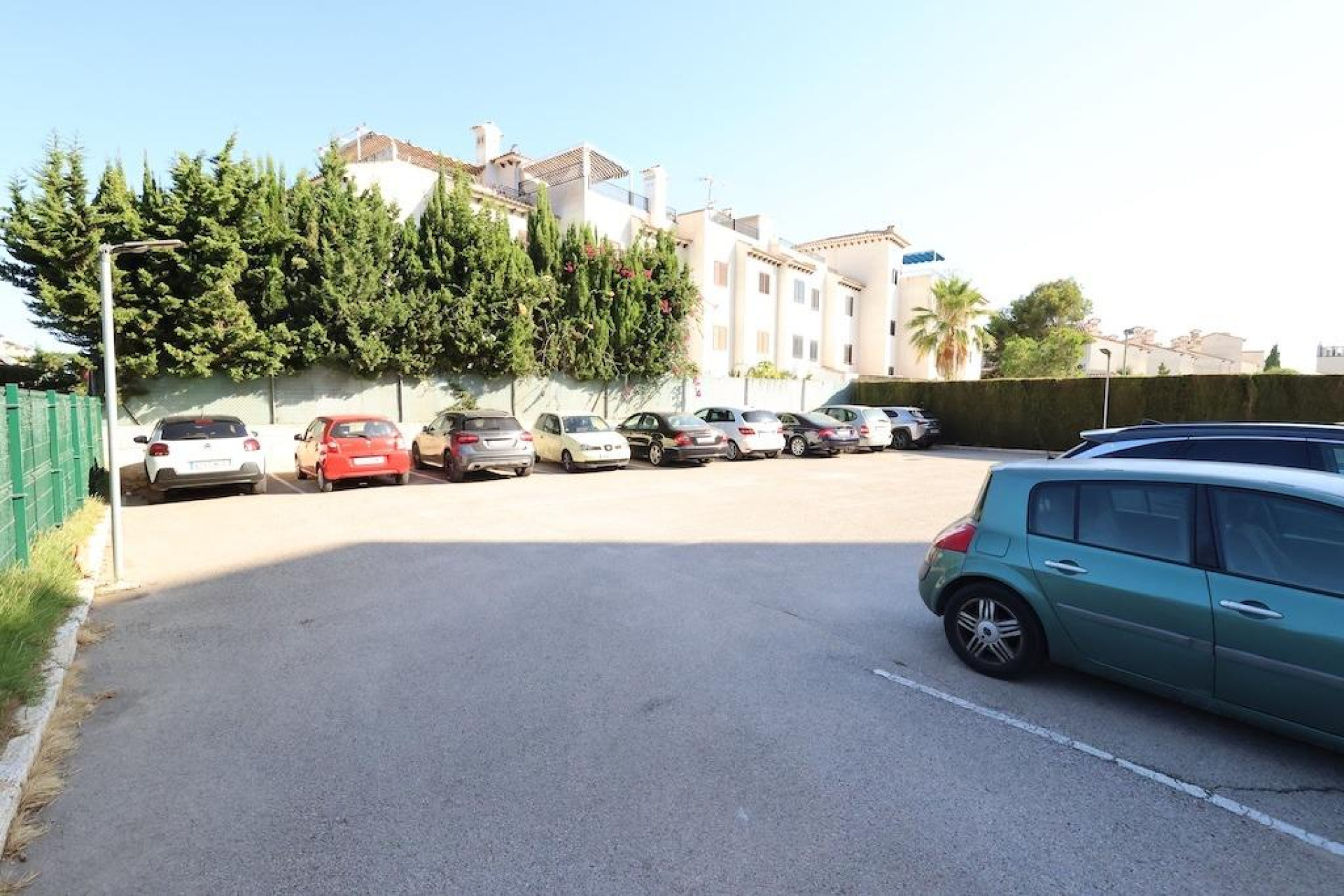 Resale - Commercial Unit - Orihuela Costa - La Zenia