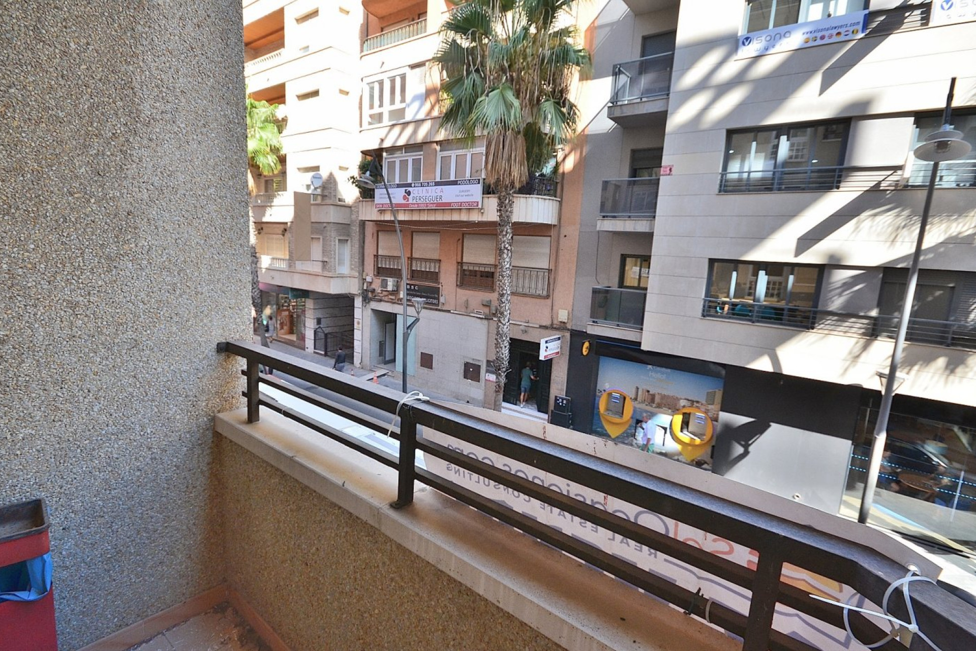Resale - Commercial Unit - Torrevieja - Centro