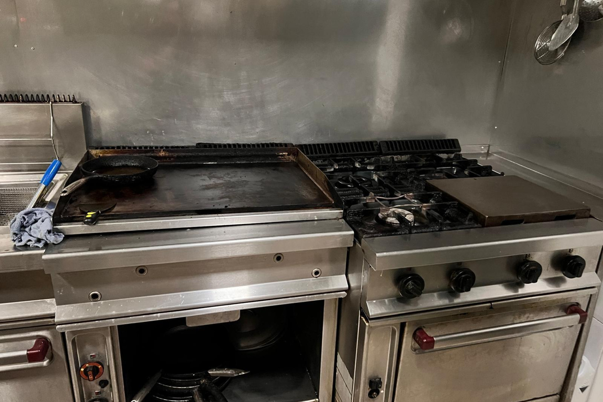 Resale - Commercial Unit - Torrevieja - Playa del Cura