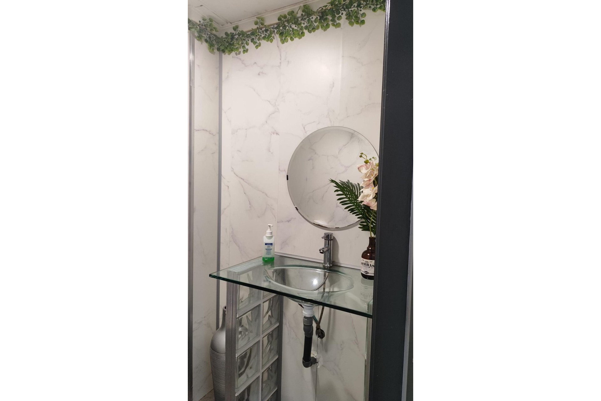 Resale - Commercial Unit - Torrevieja - Playa del Cura