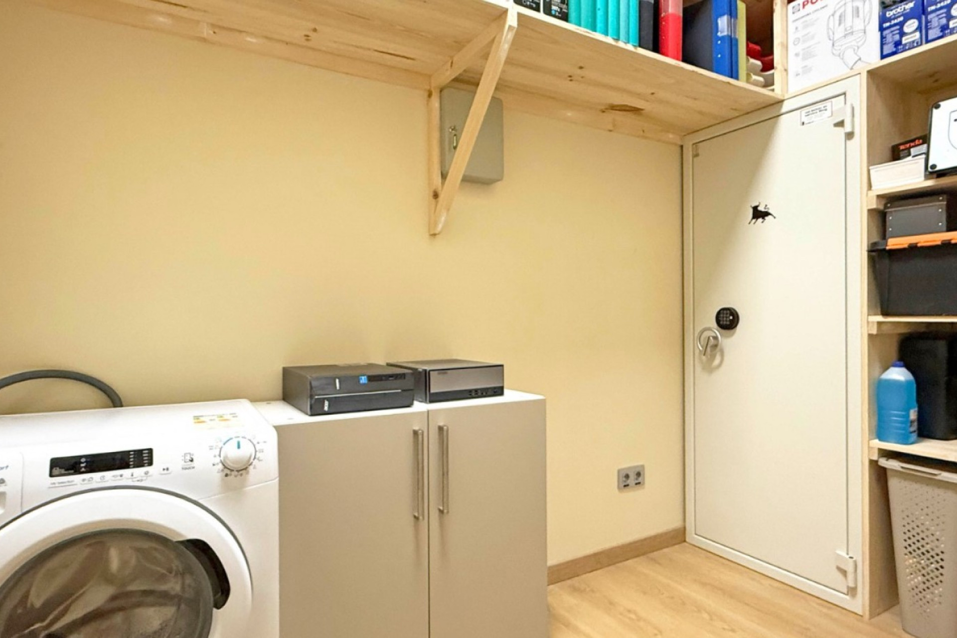 Resale - Commercial Unit - Torrevieja