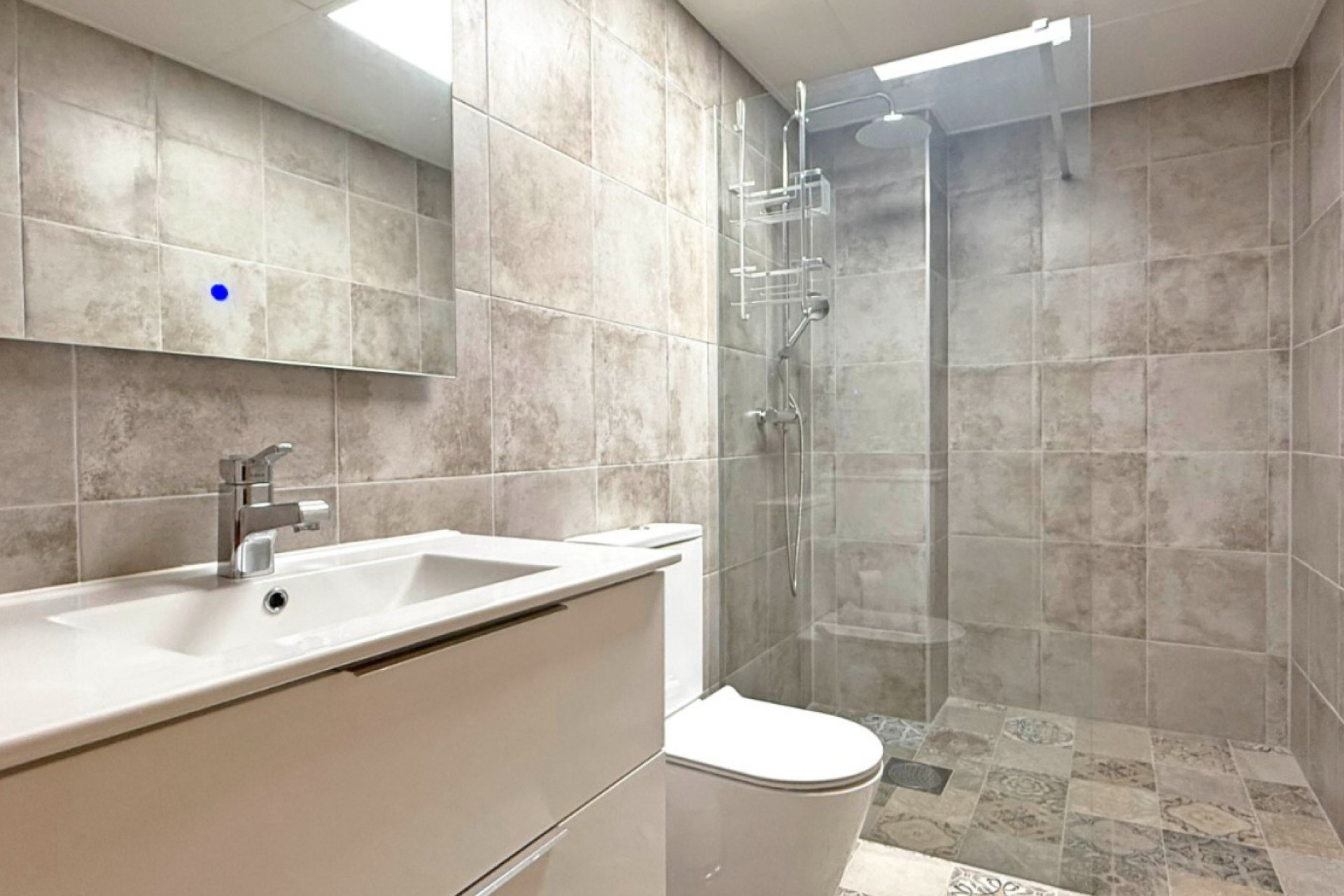 Resale - Commercial Unit - Torrevieja