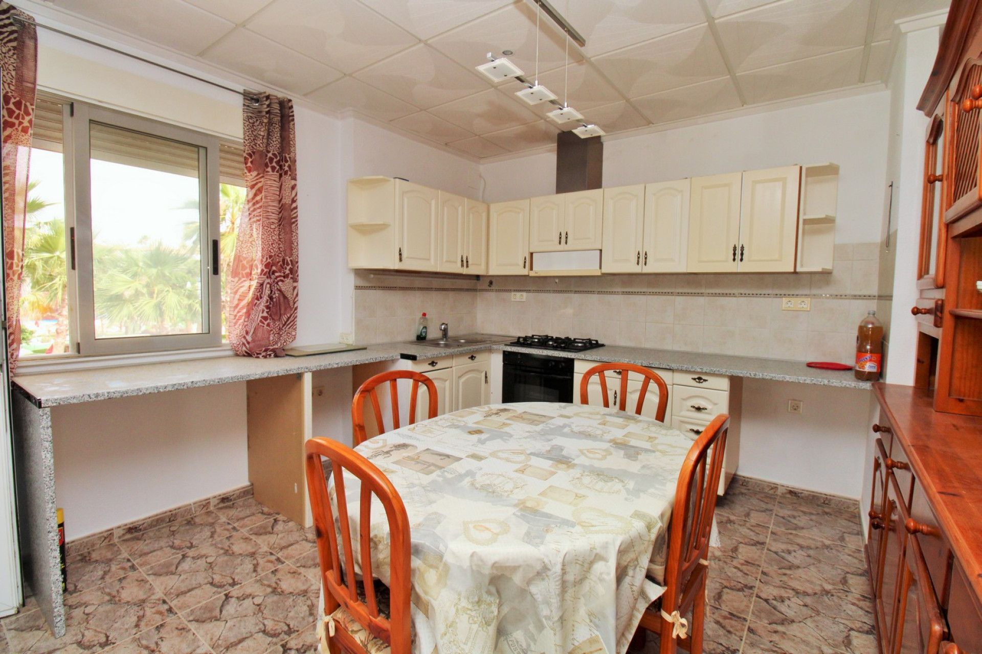 Resale - Commercial Unit - Villamartin