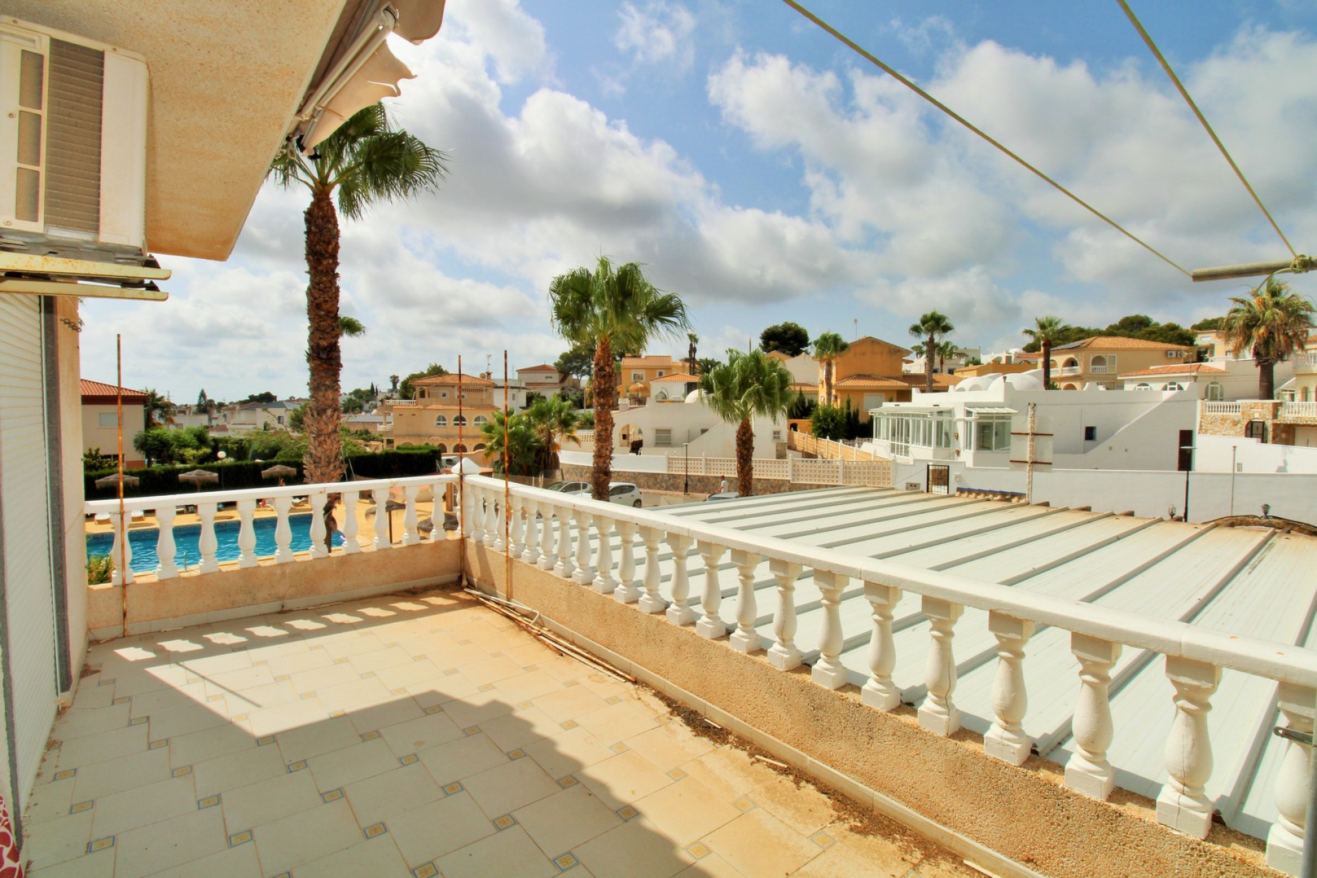 Resale - Commercial Unit - Villamartin