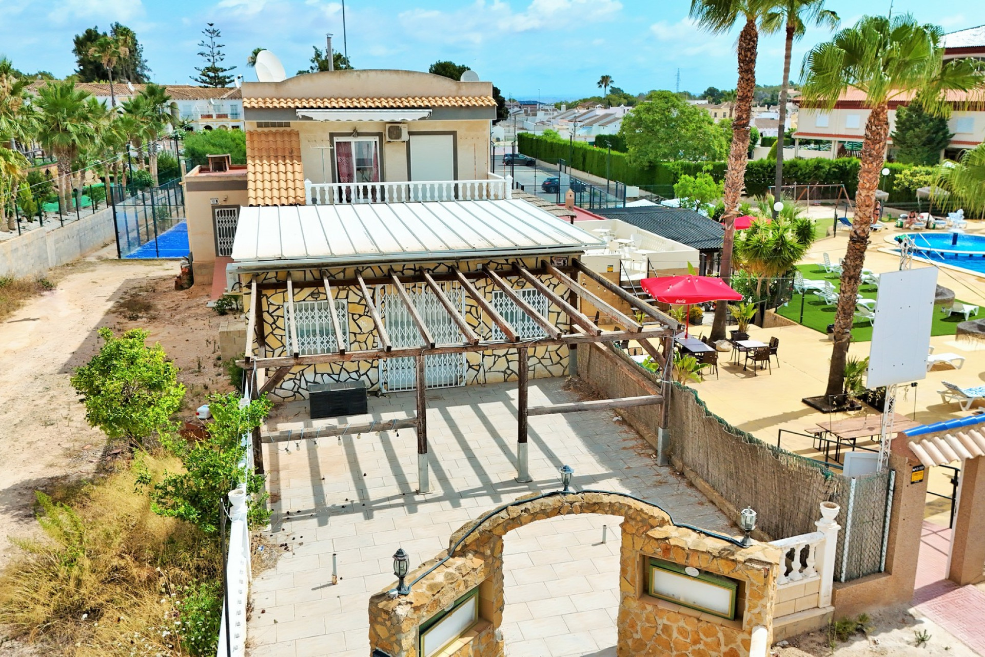 Resale - Commercial Unit - Villamartin