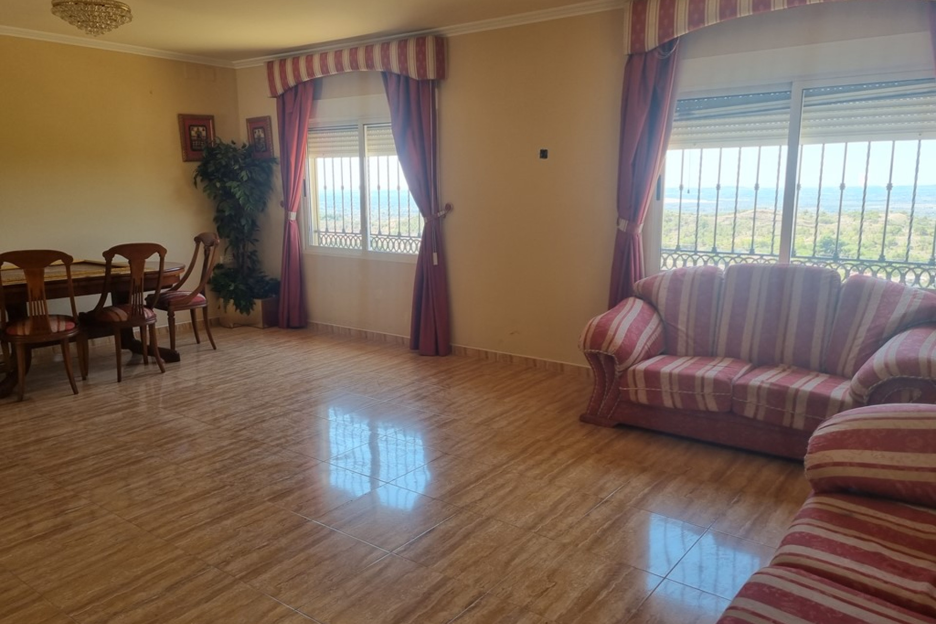 Resale - Country House - Crevillente