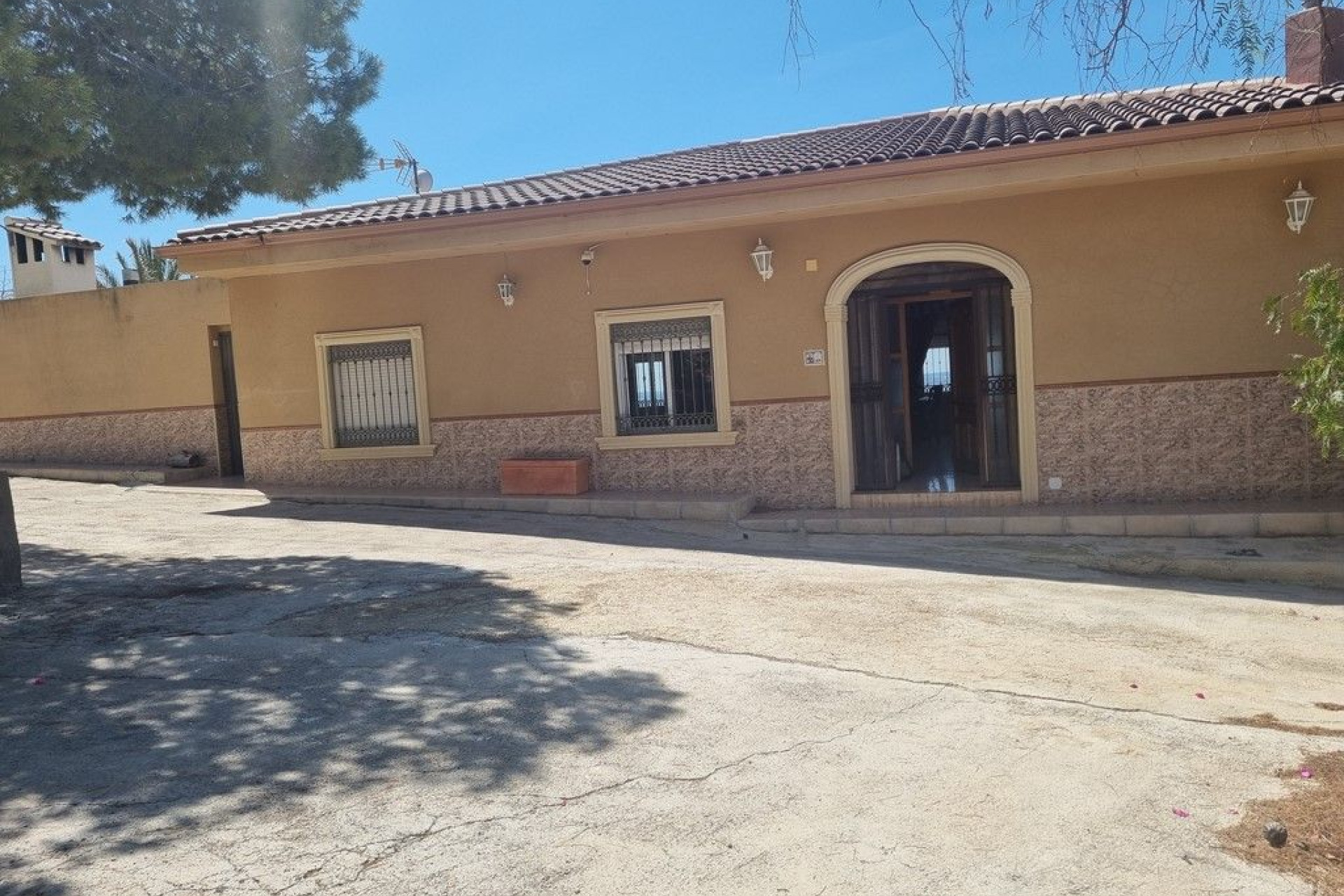 Resale - Country House - Crevillente