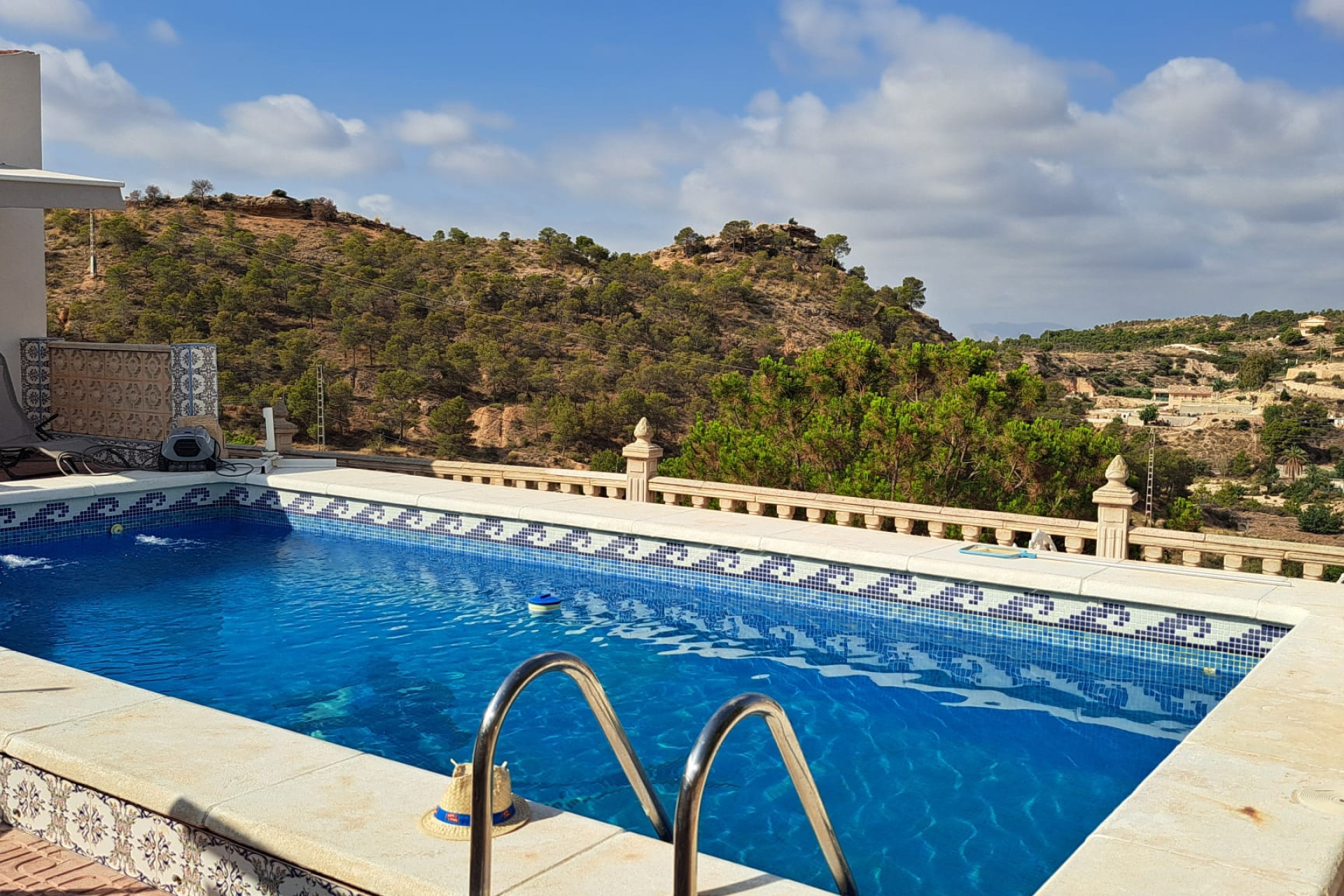 Resale - Country House - Crevillente