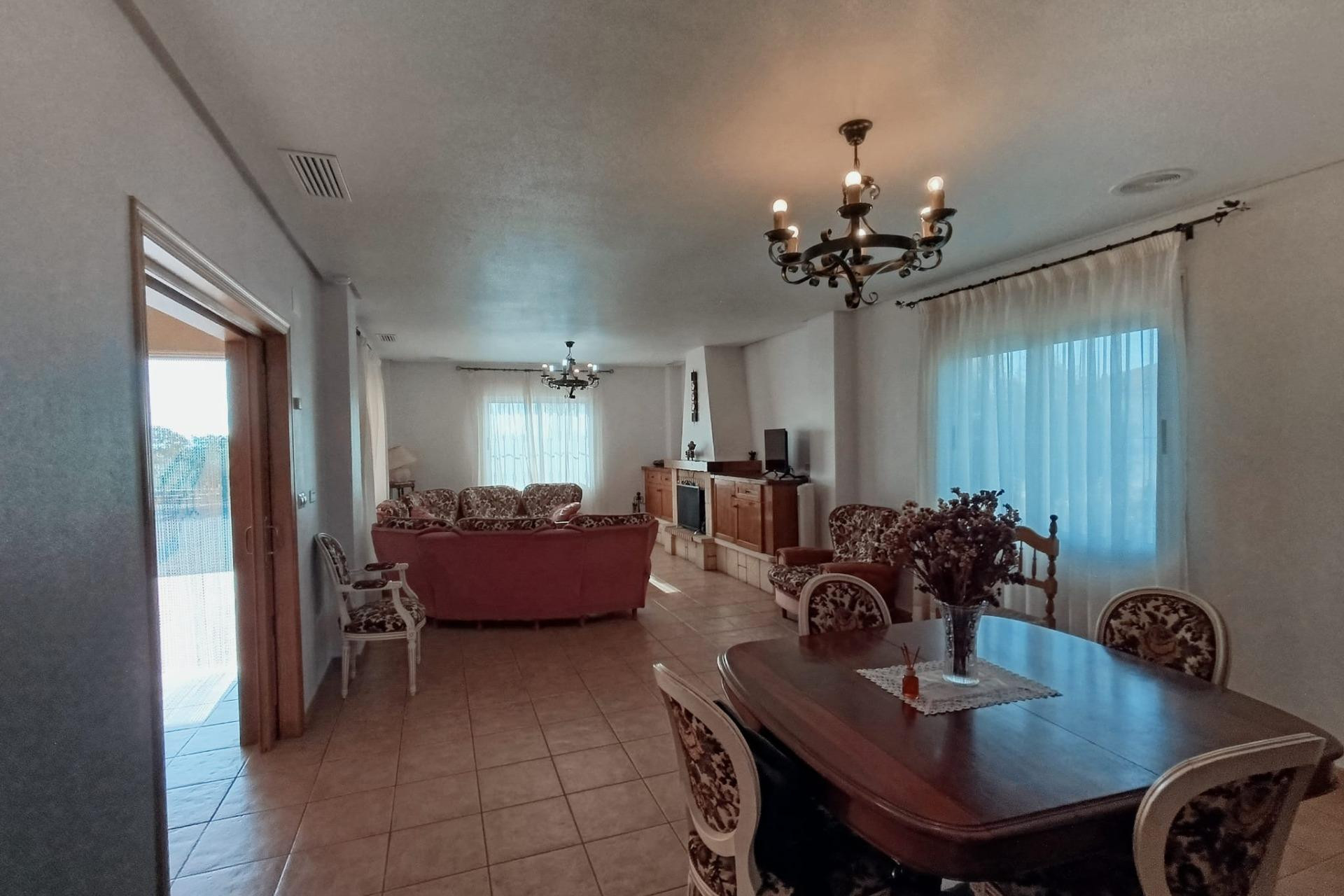 Resale - Country House - Elche