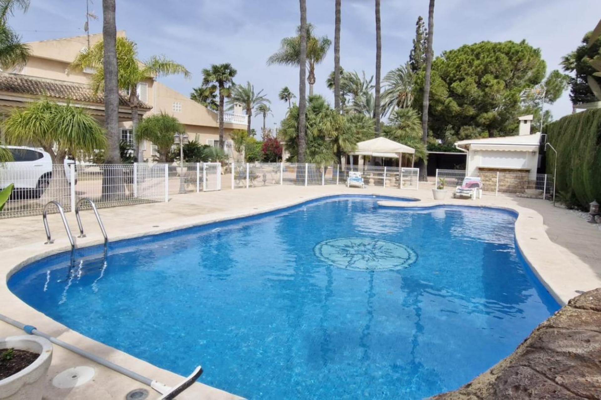 Resale - Country House - Elche