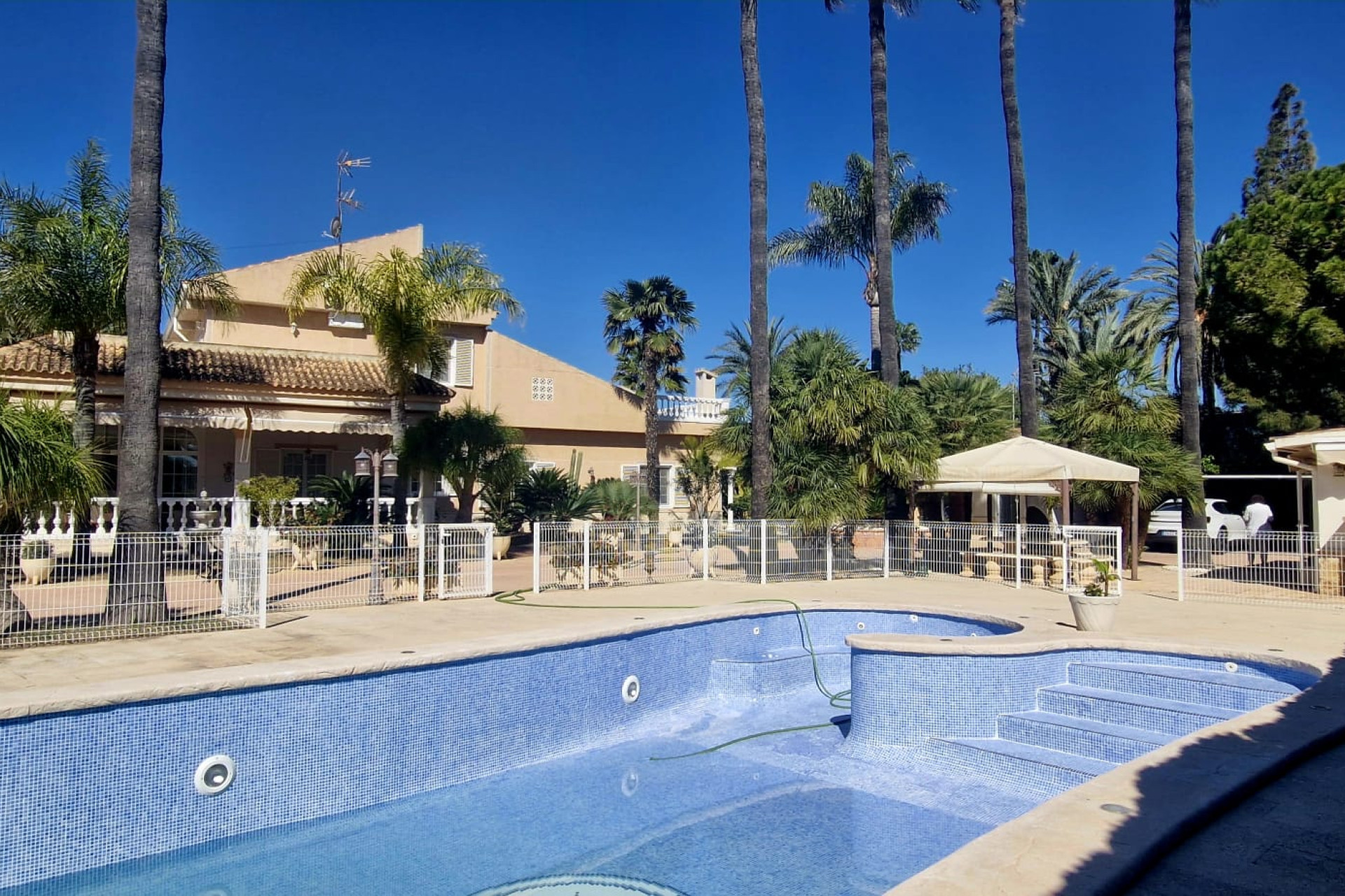 Resale - Country House - Elche