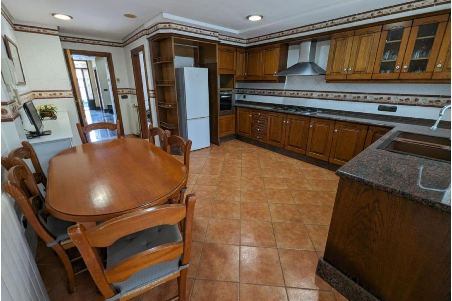 Resale - Country House - Elda