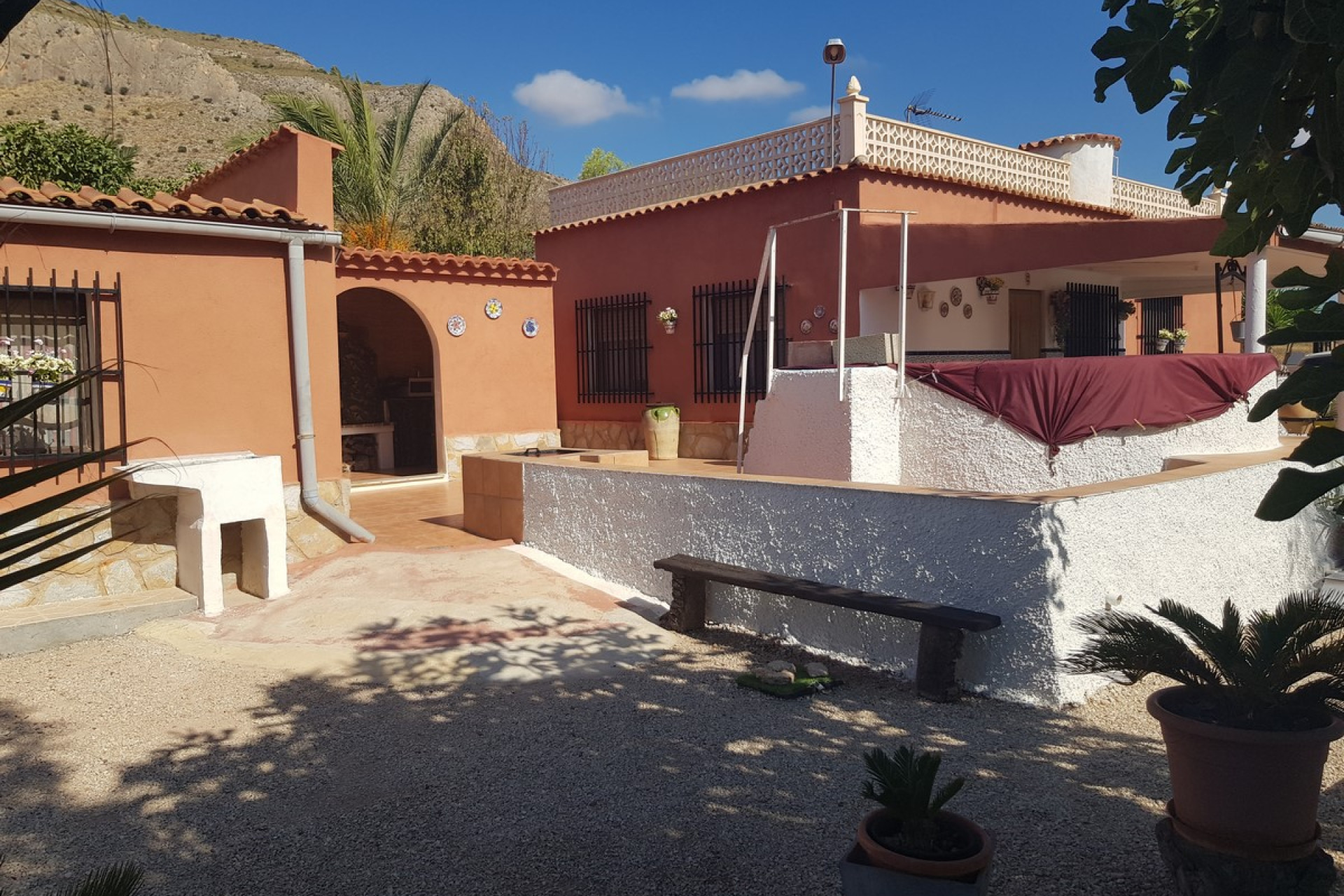 Resale - Country House - Hondón de las Nieves