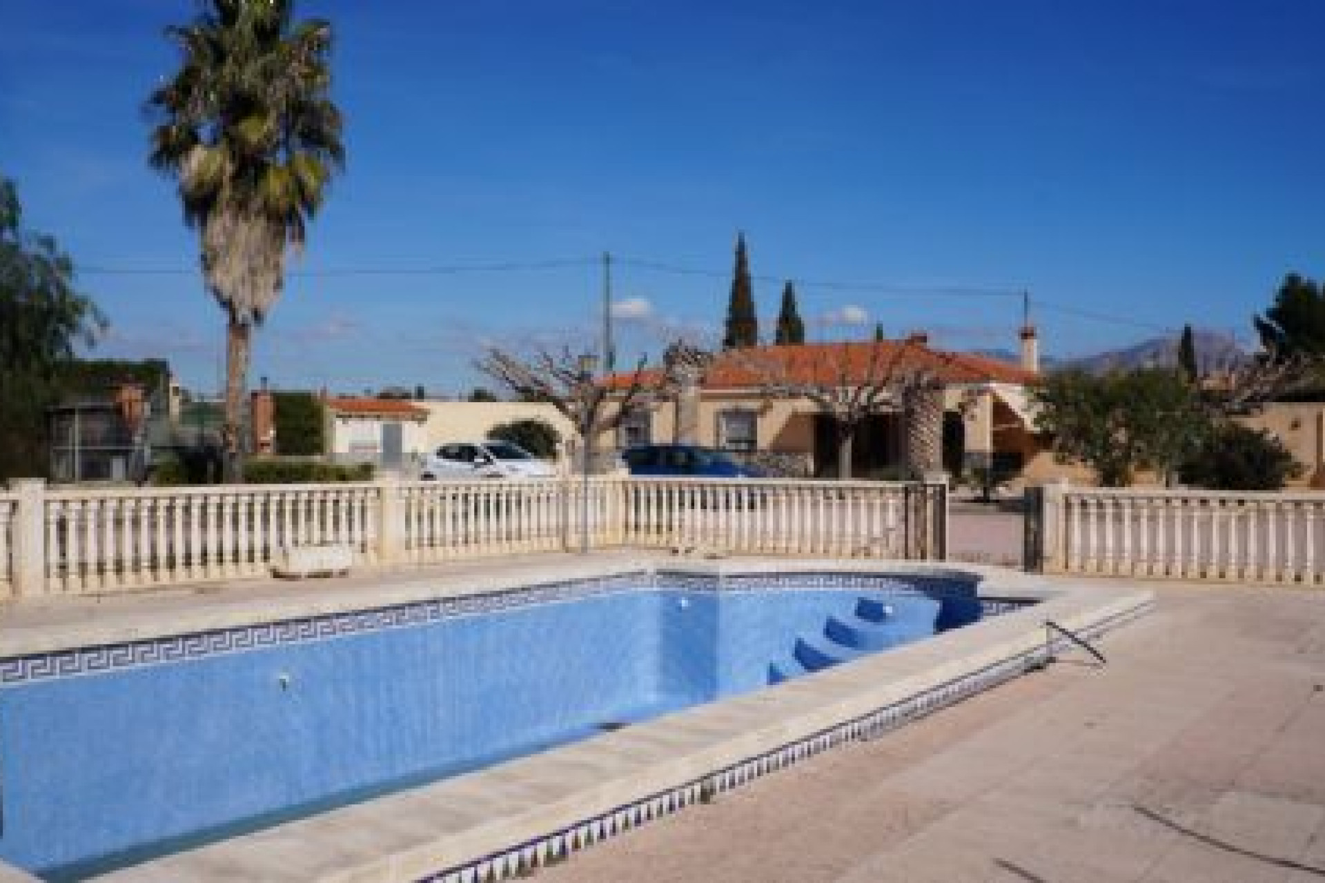 Resale - Country House - Novelda