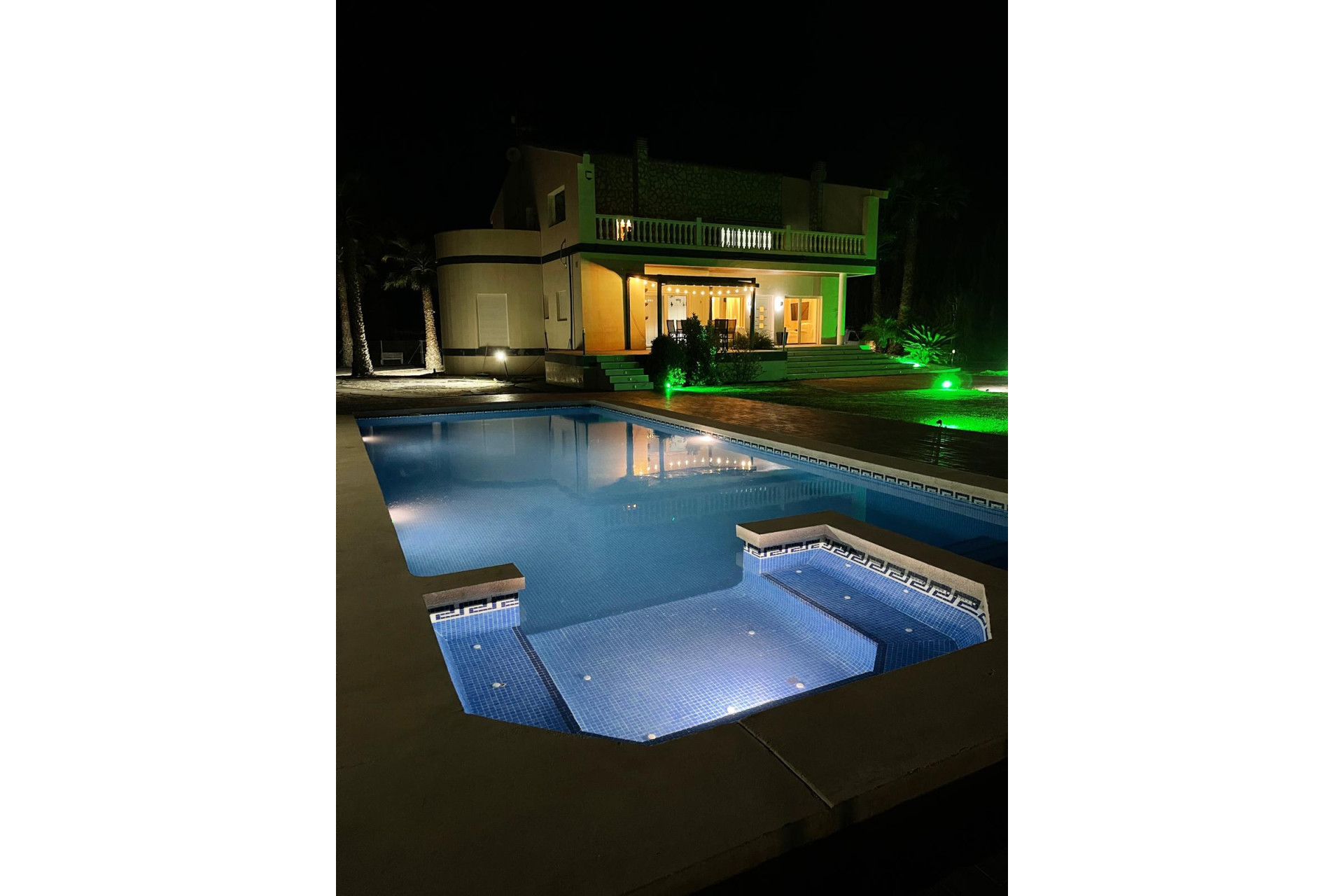 Resale - Country House - Novelda