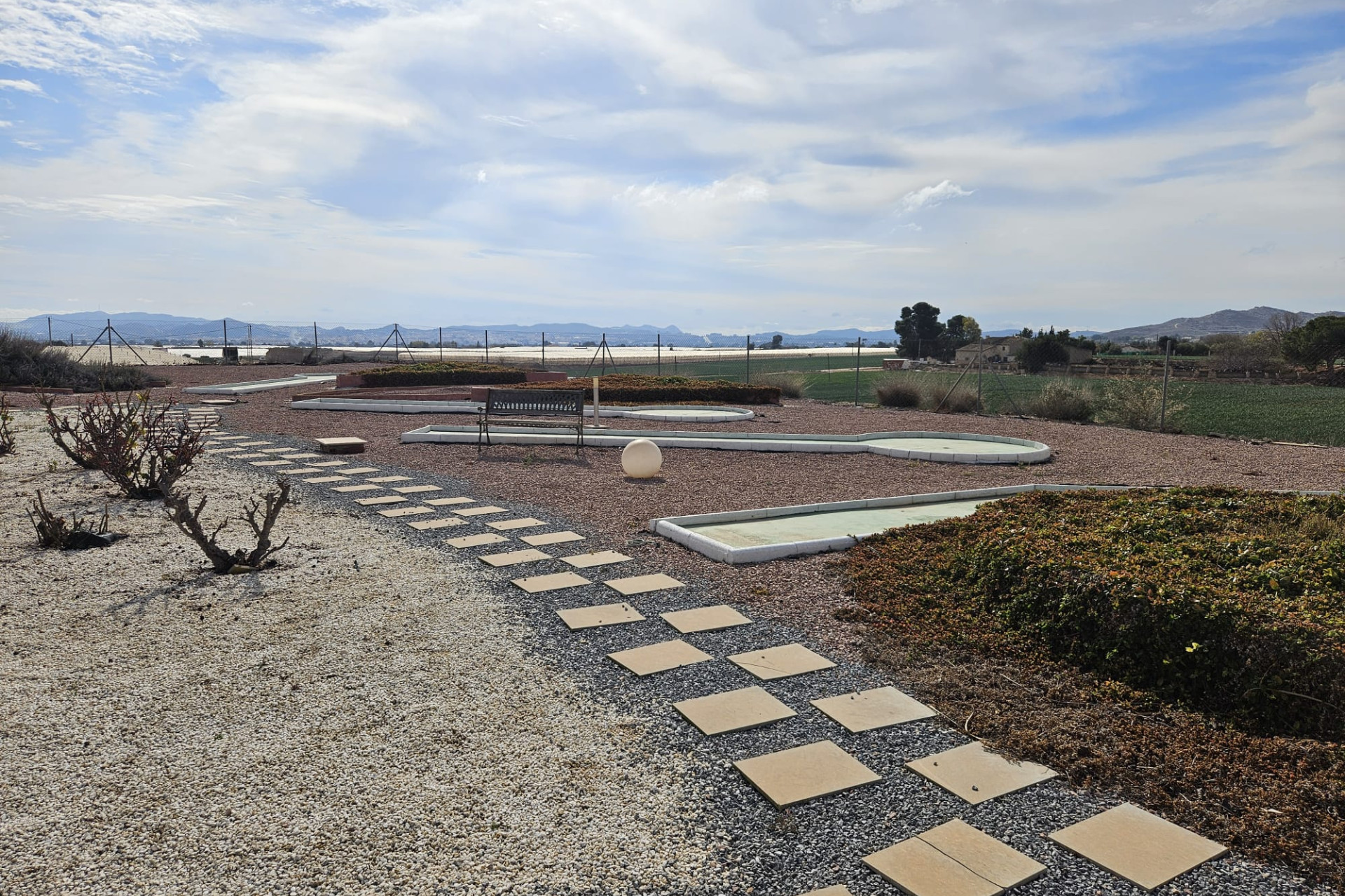 Resale - Country House - Novelda