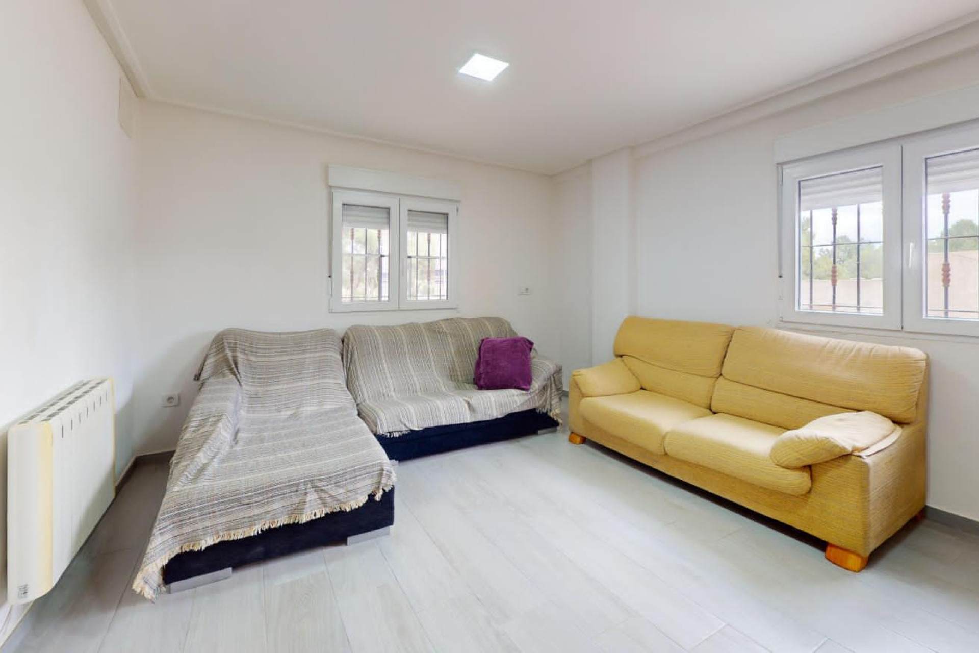 Resale - Country House - Novelda