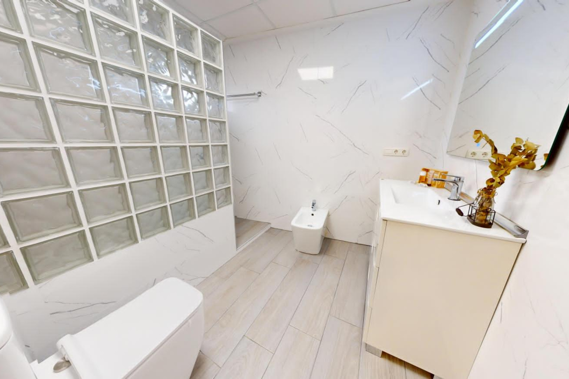 Resale - Country House - Novelda