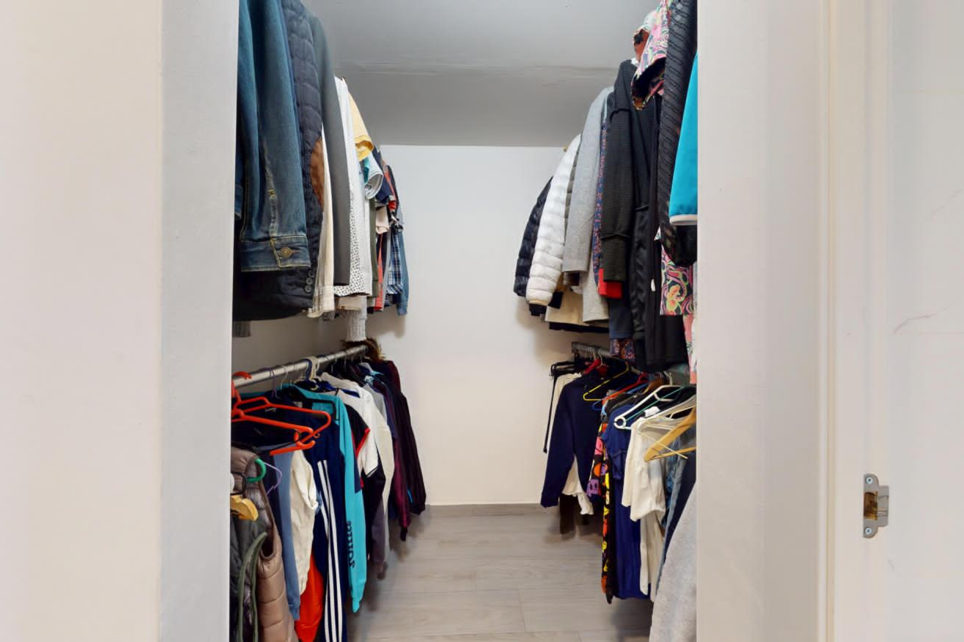 Resale - Country House - Novelda