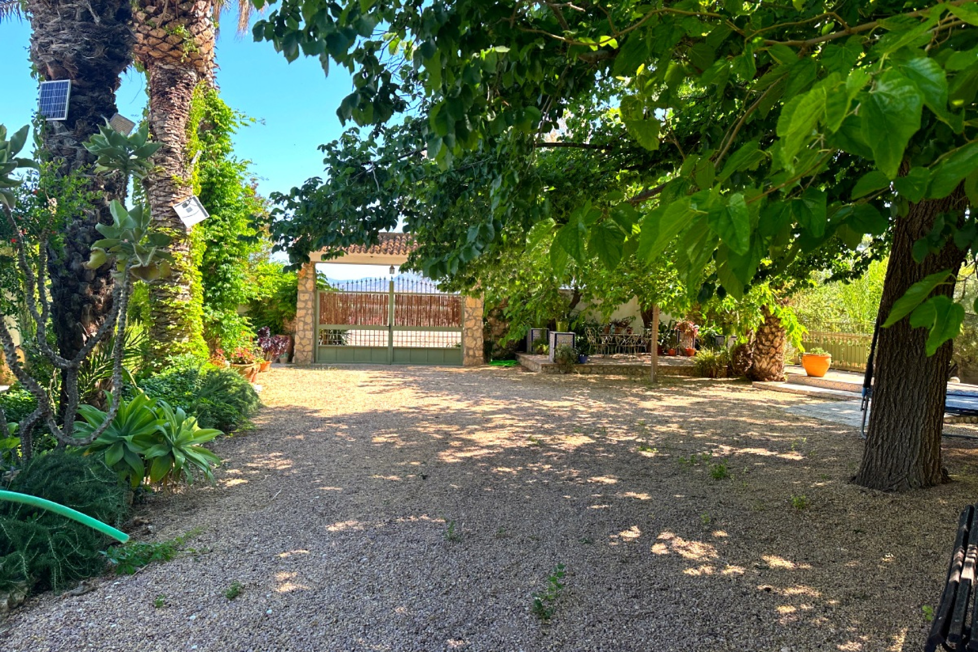 Resale - Country House - Novelda