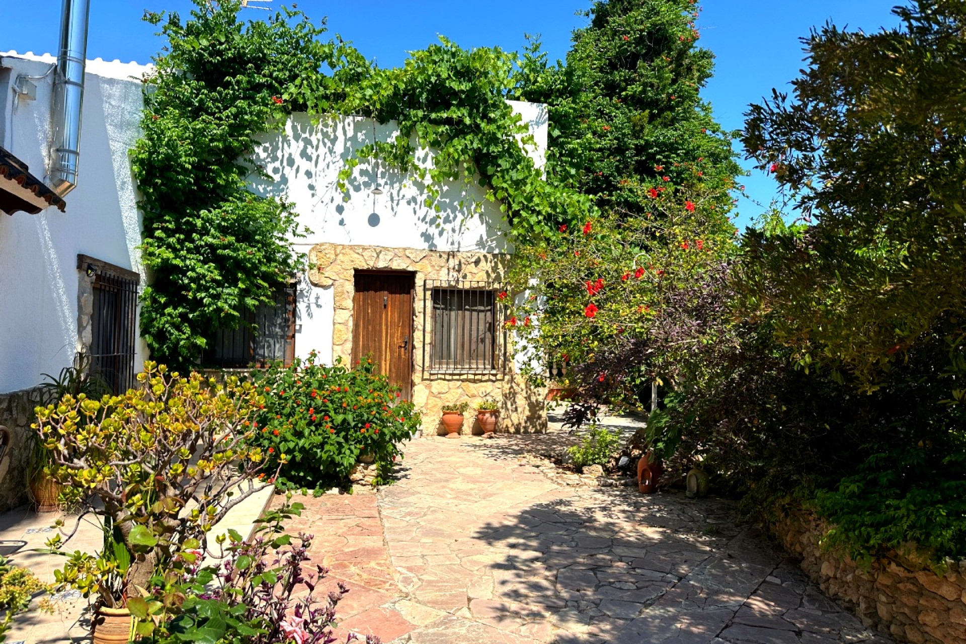 Resale - Country House - Novelda