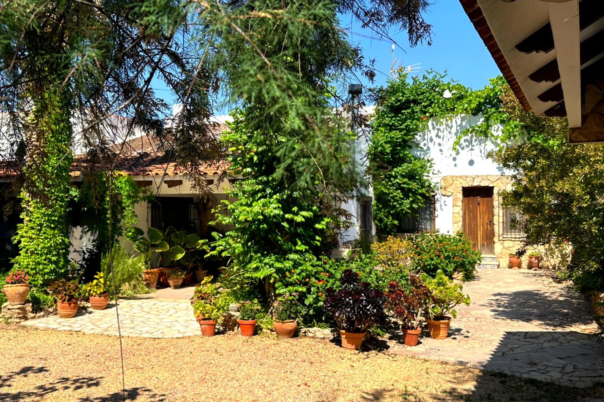 Resale - Country House - Novelda
