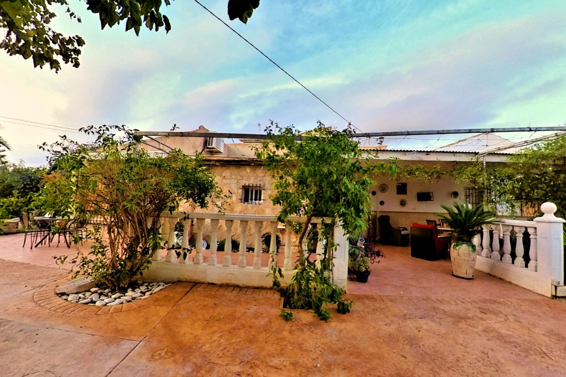 Resale - Country House - Novelda