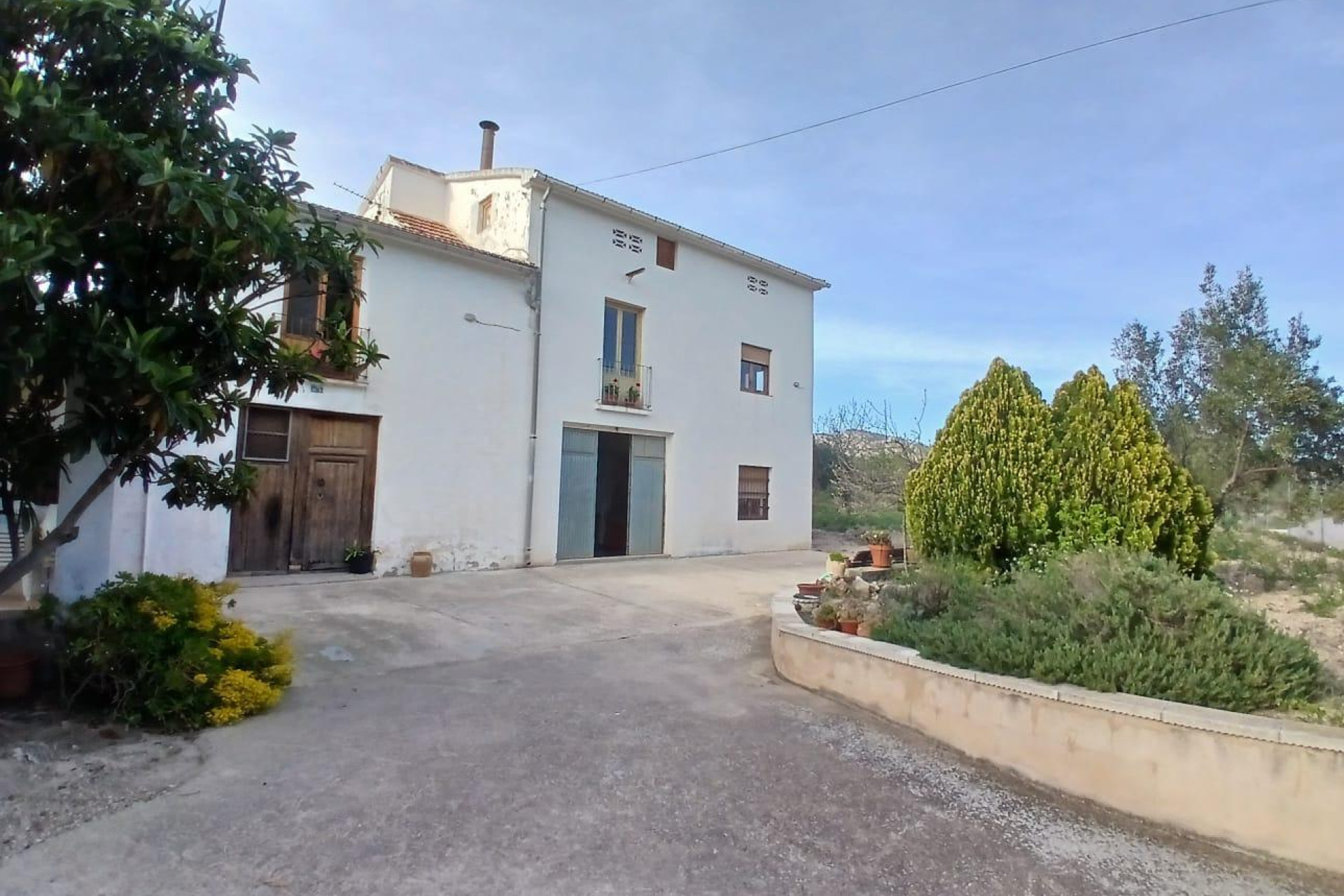 Resale - Country House - Onil