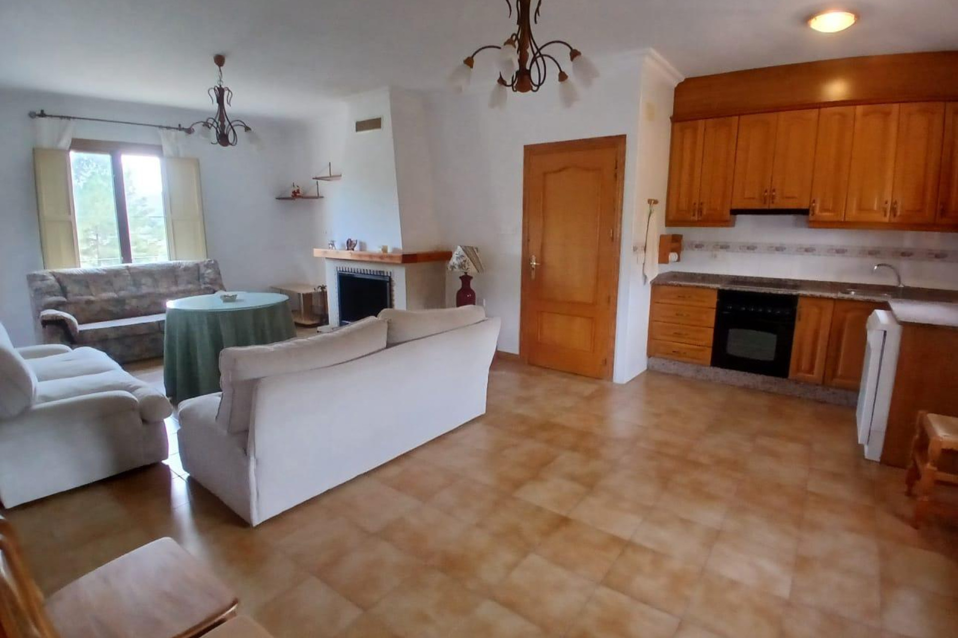 Resale - Country House - Onil