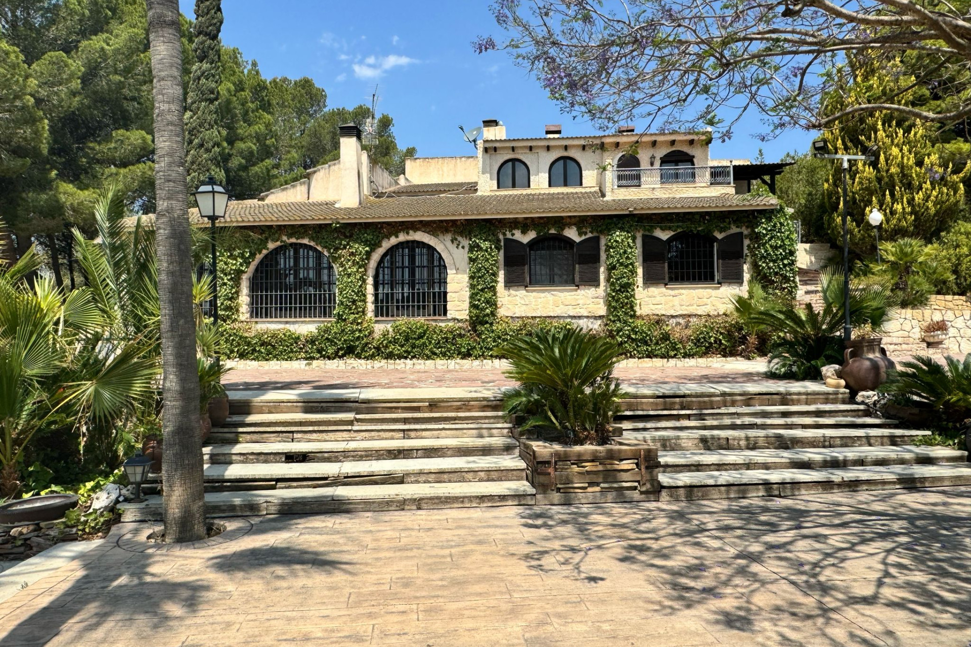 Resale - Country House - SAX