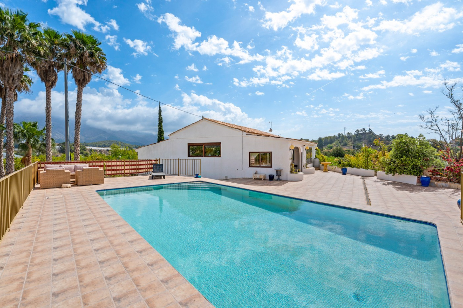 Resale - Country Property - La Nucia - La Nucia - Country