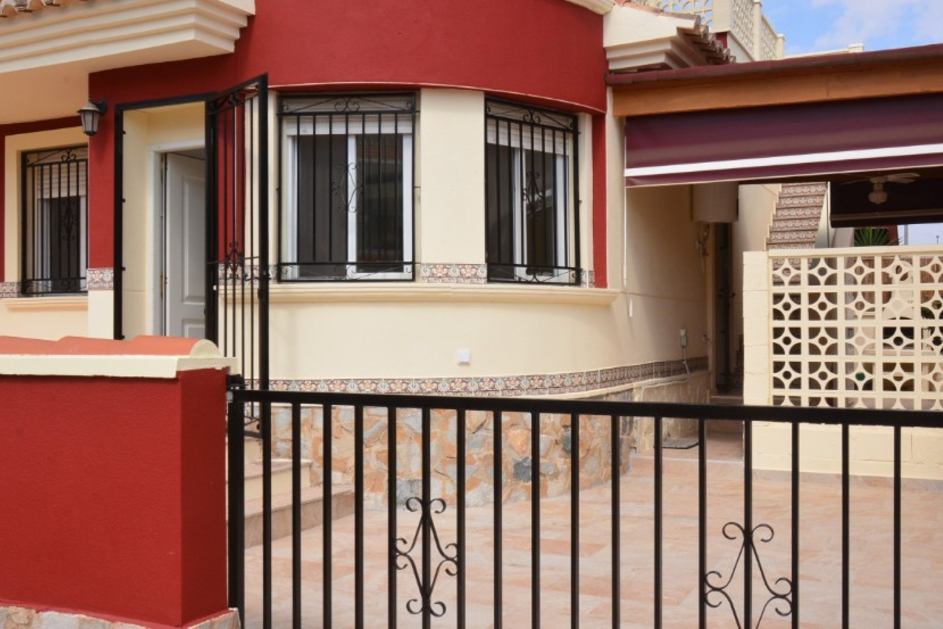 Resale - detached house - Daya Nueva