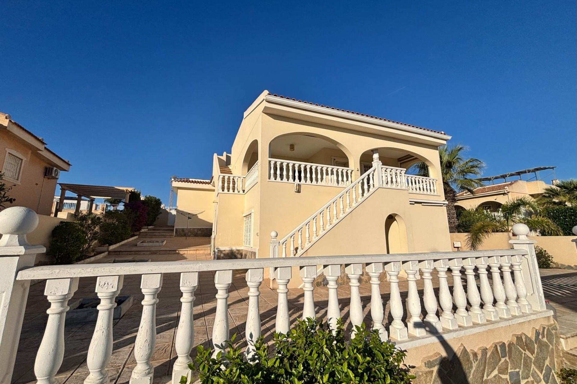 Resale - Detached House / Villa - Ciudad Quesada - La Fiesta