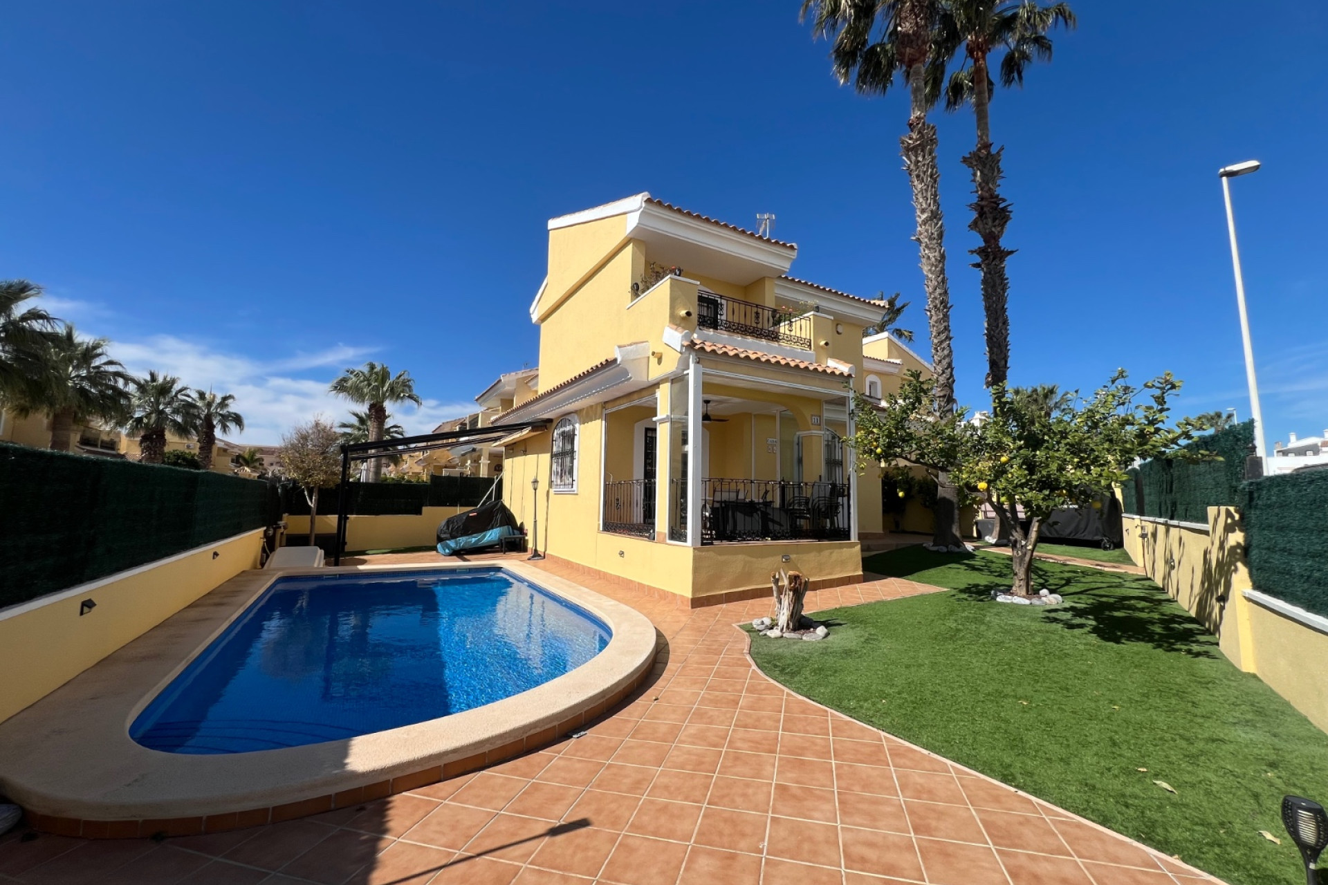 Resale - Detached Villa - Orihuela Costa - Los Dolses