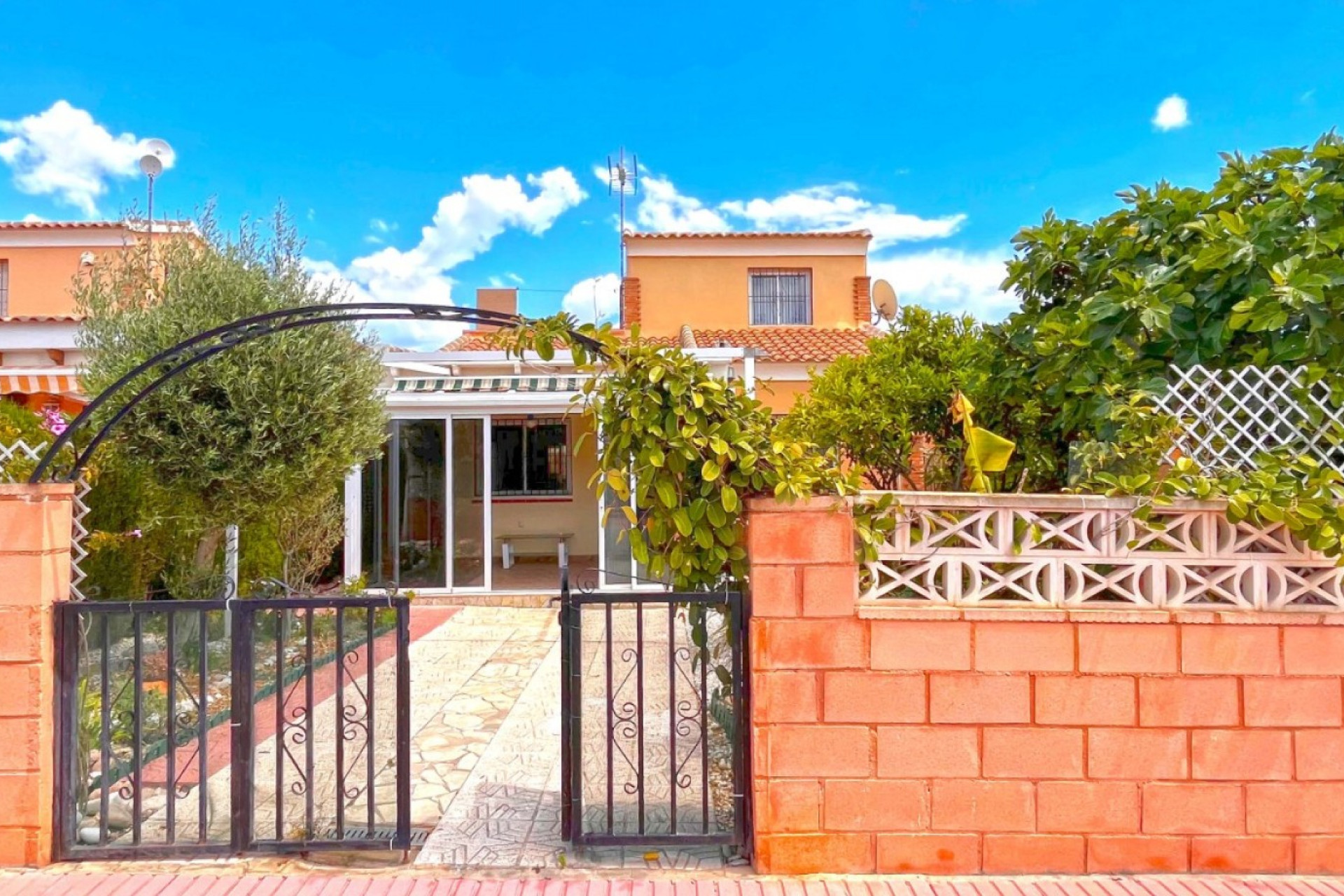 Resale - Detached Villa - Orihuela Costa - Playa Flamenca