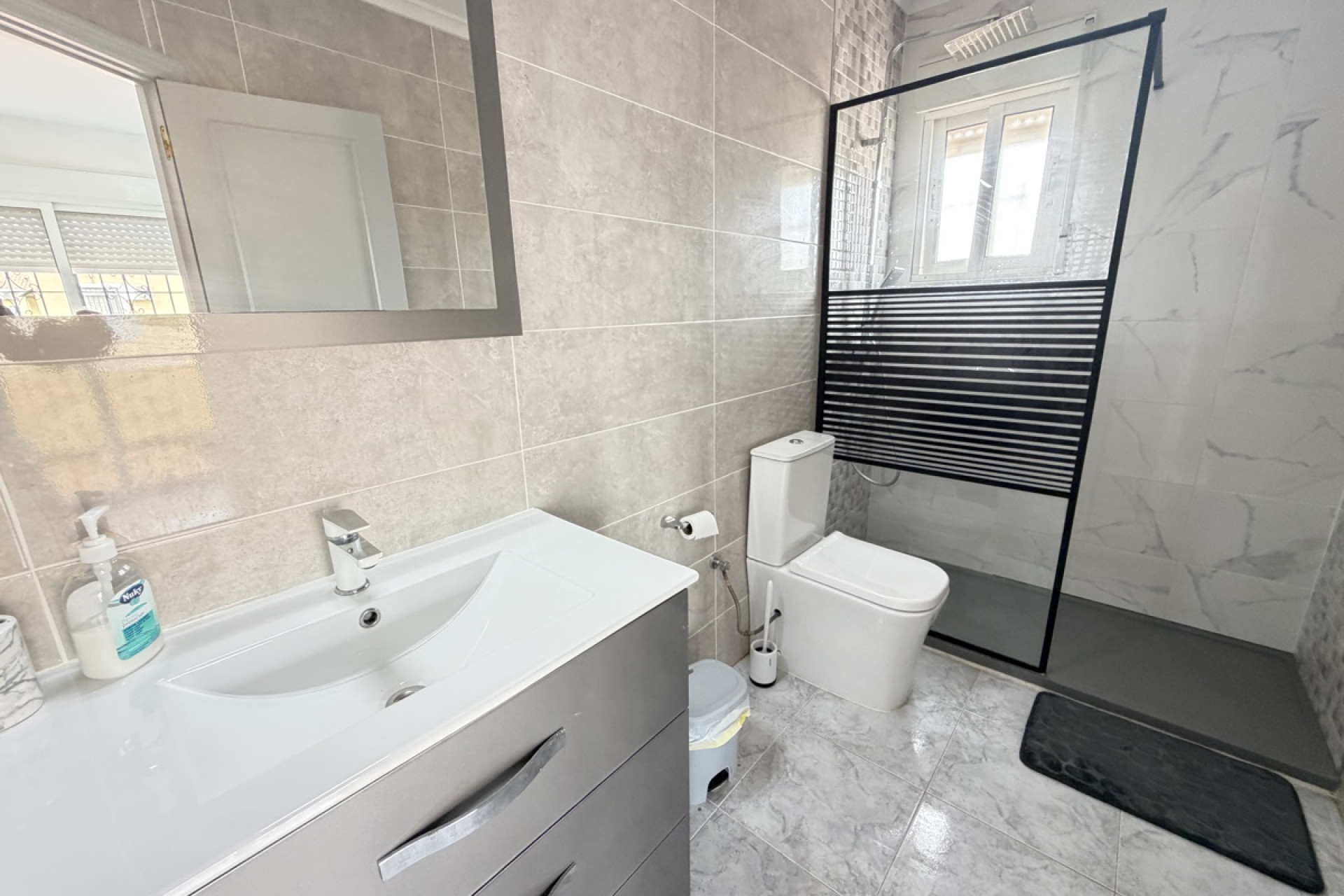 Resale - Detached Villa - Orihuela Costa - Villamartin