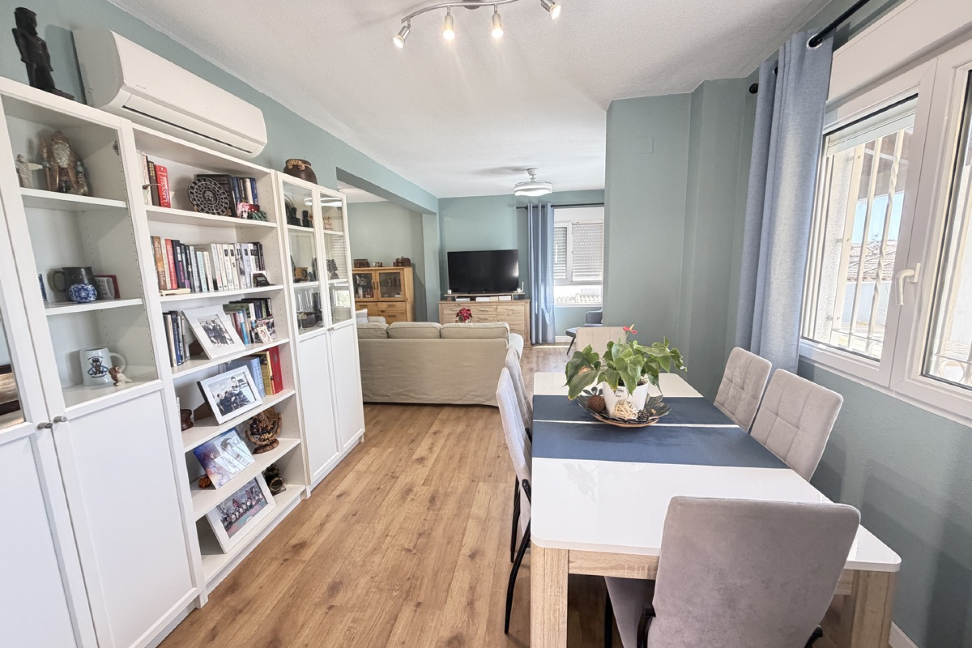 Resale - Detached Villa - Orihuela Costa - Villamartin