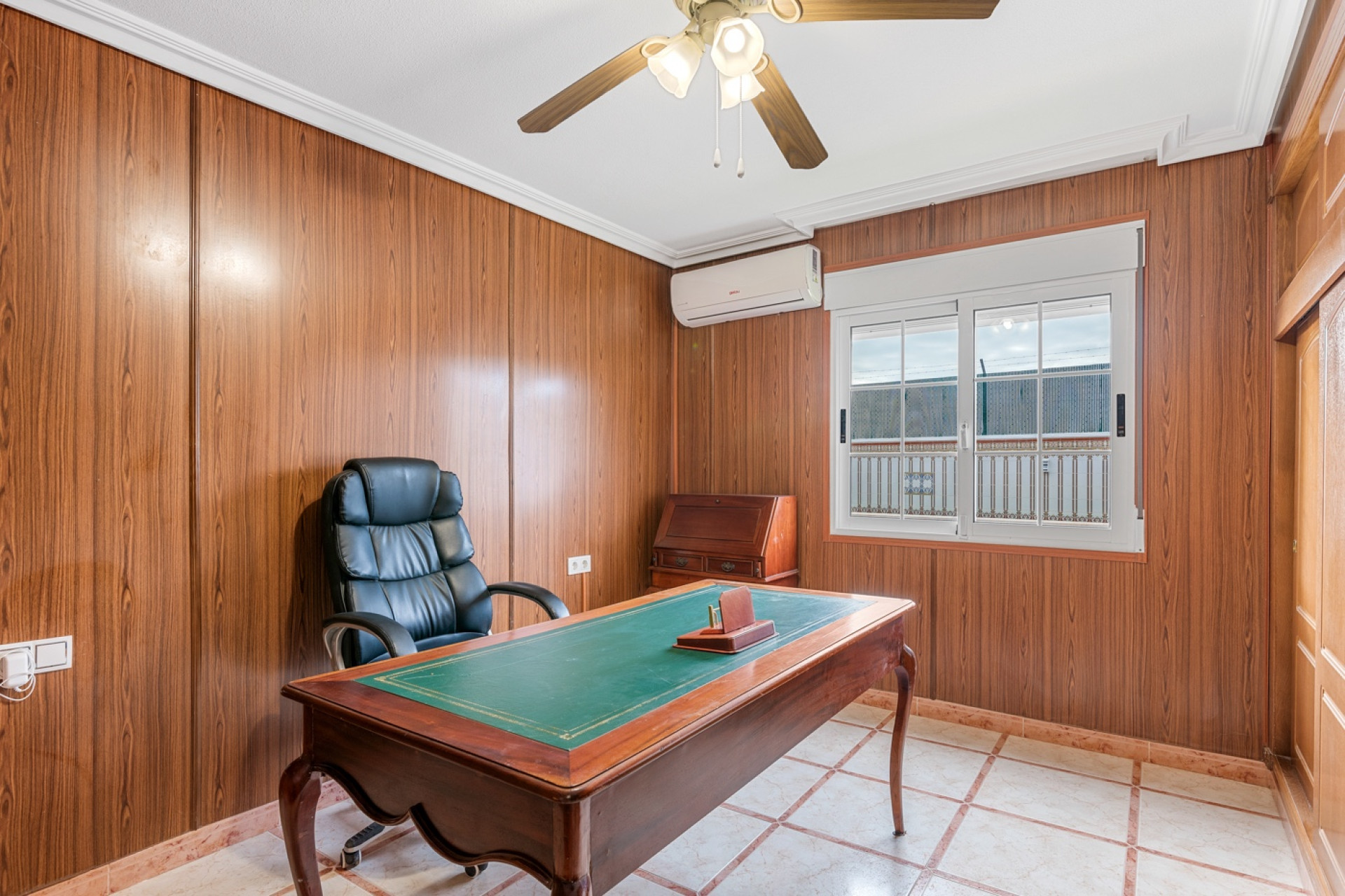 Resale - Detached Villa - Torrevieja - El Chaparral