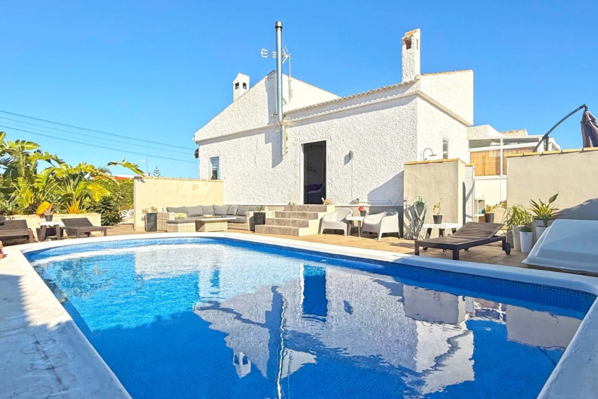 Resale - Detached Villa - Torrevieja - La Siesta - El Salado -  Torreta