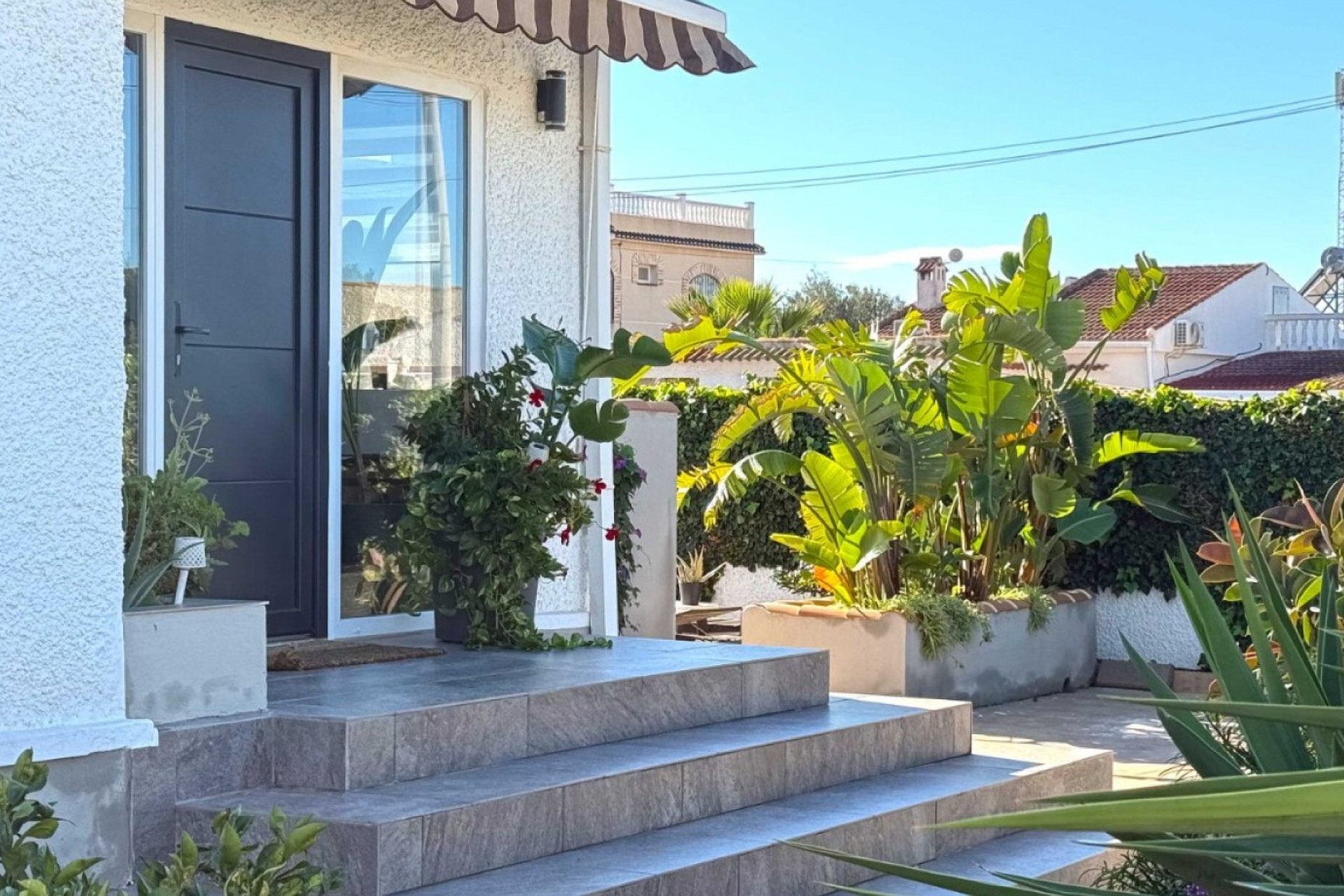 Resale - Detached Villa - Torrevieja - La Siesta - El Salado -  Torreta