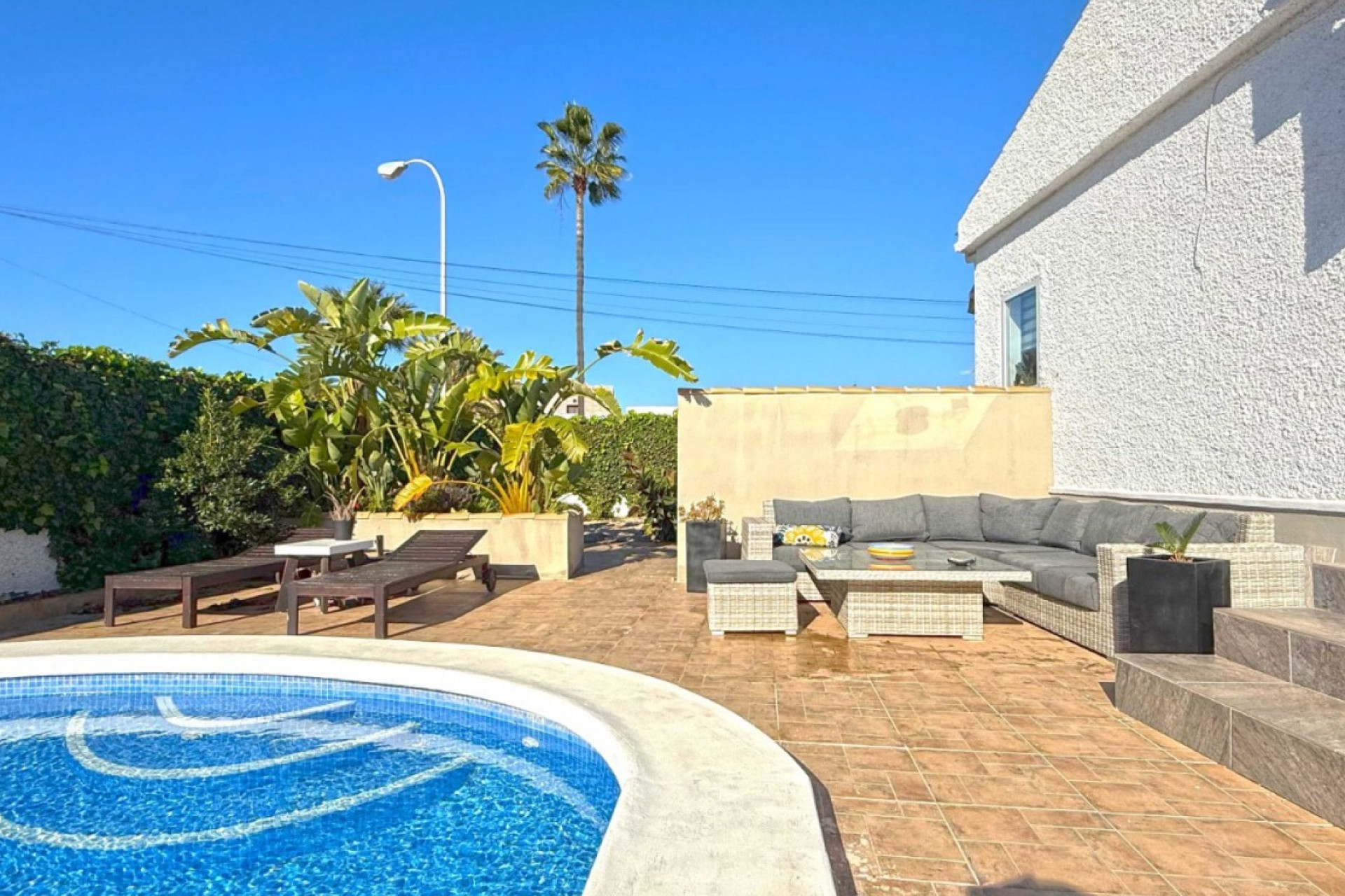 Resale - Detached Villa - Torrevieja - La Siesta - El Salado -  Torreta