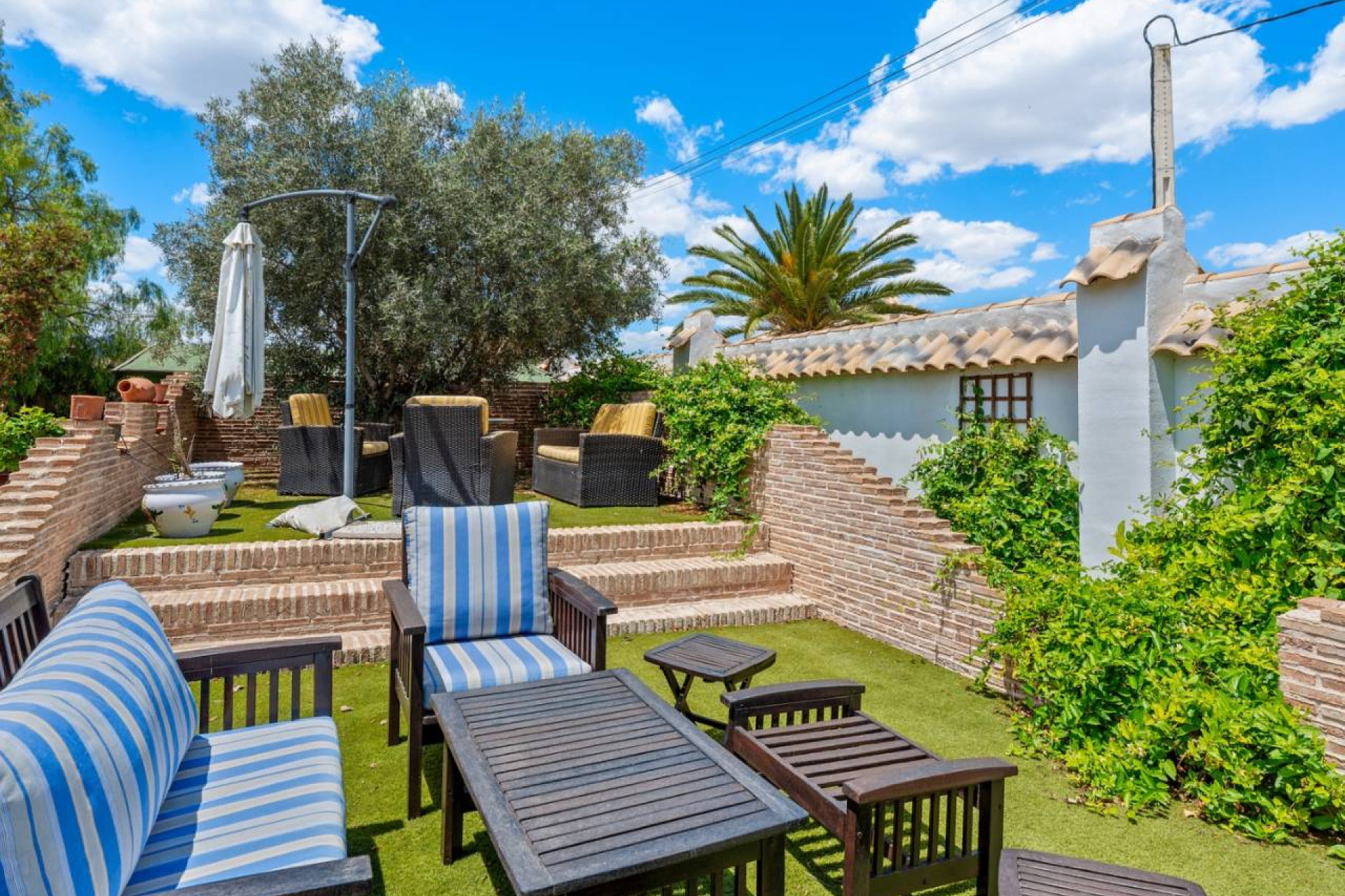 Resale - Finca / Country Property - Catral
