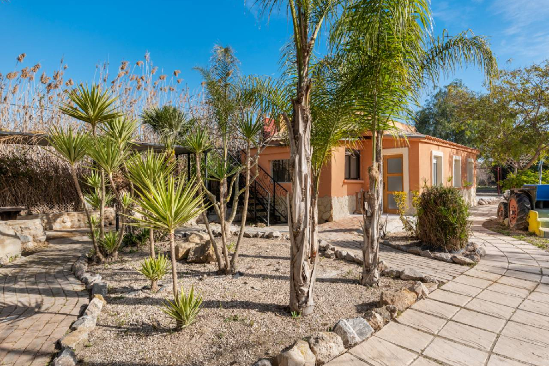 Resale - Finca / Country Property - Catral