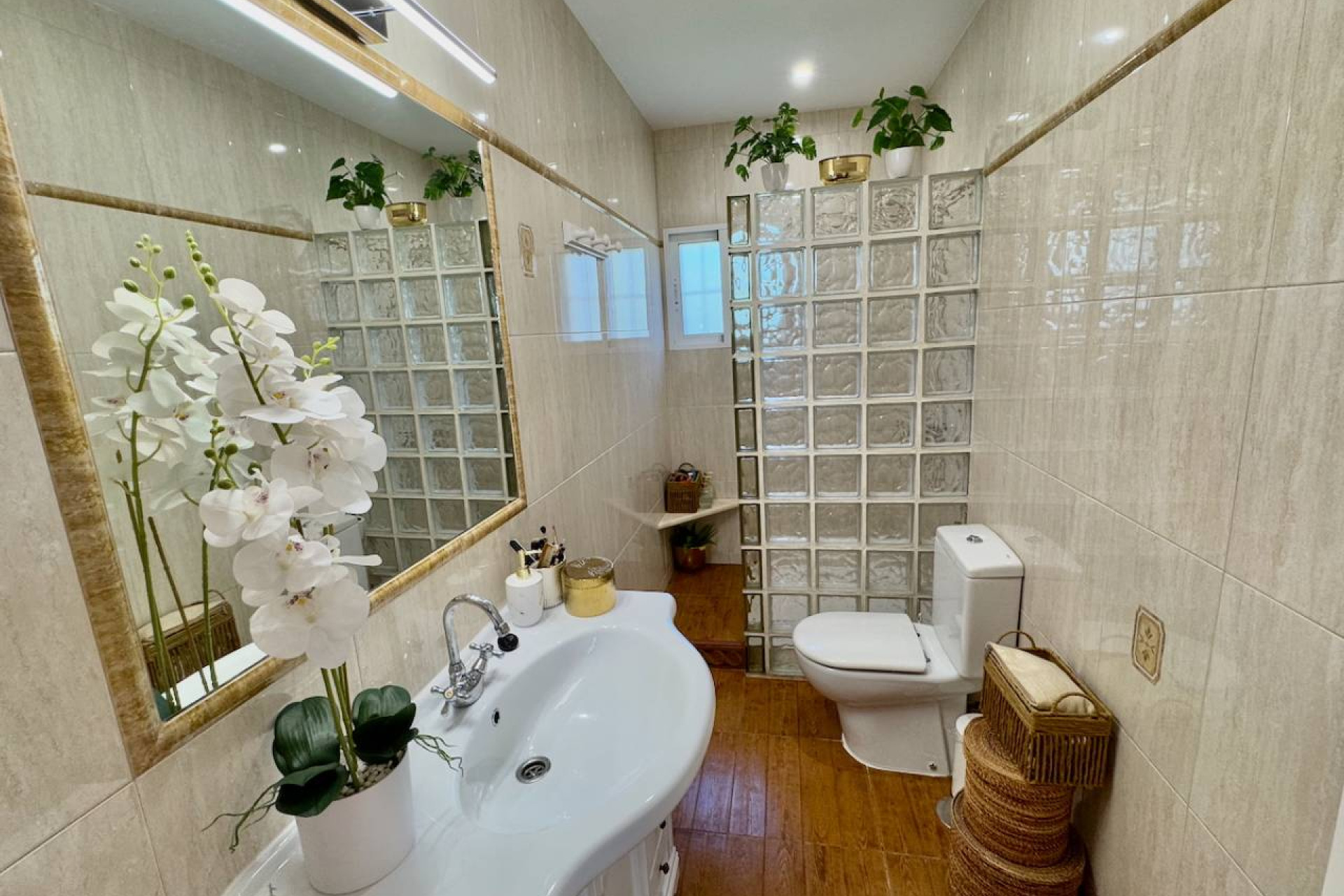 Resale - Finca / Country Property - Torrellano